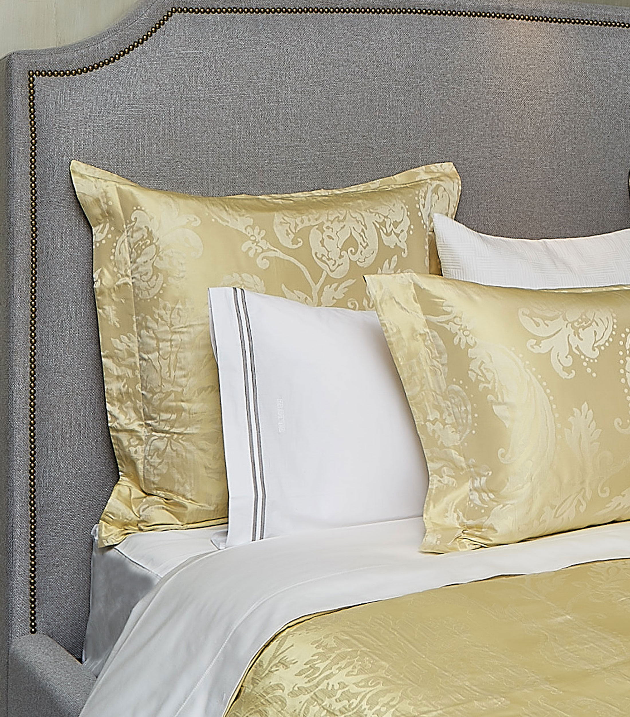 Juego de fundas para almohada King Size en algodon Hotel Bourdon blanco