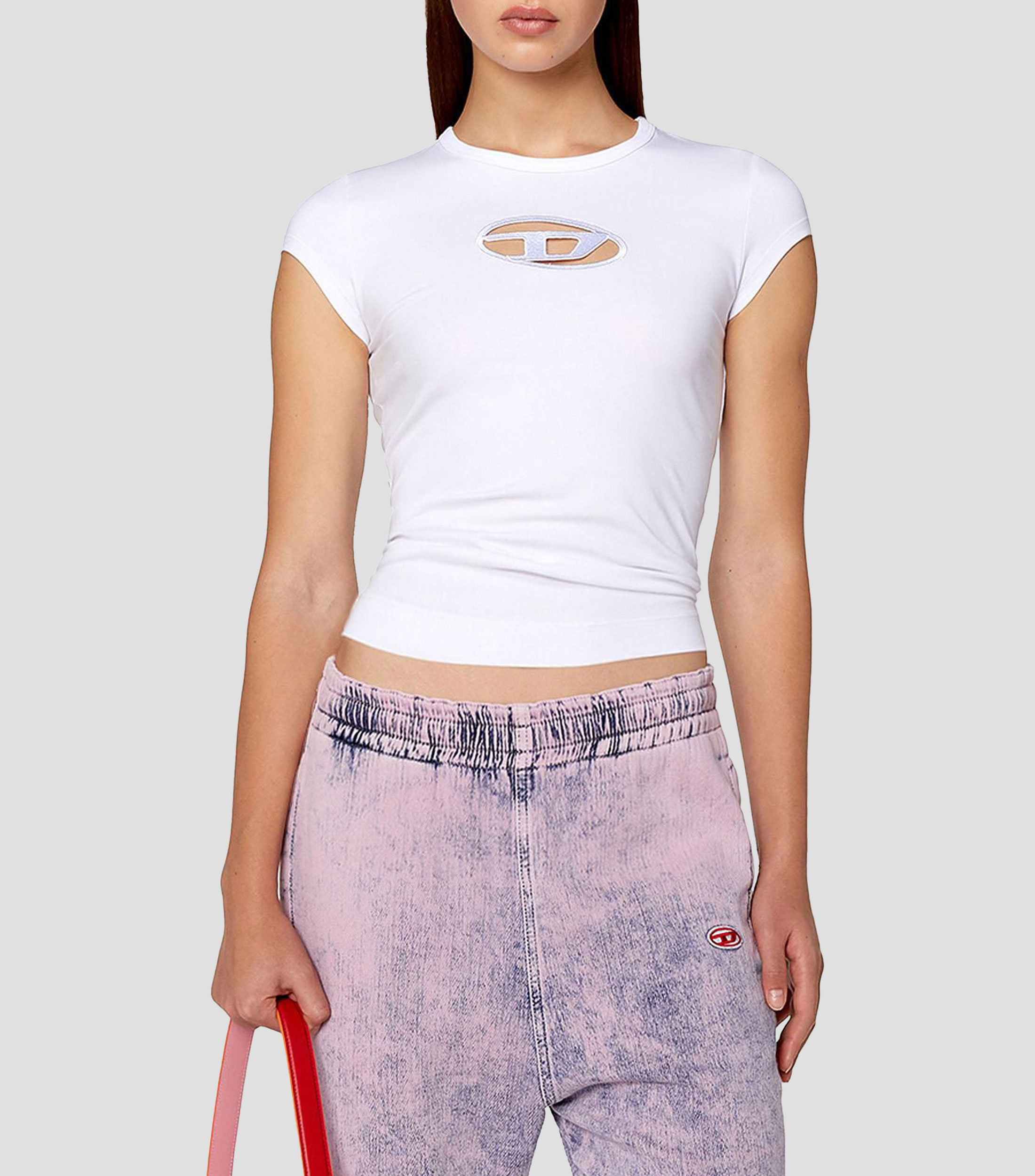 Playera cuello redondo manga corta con logo Mujer