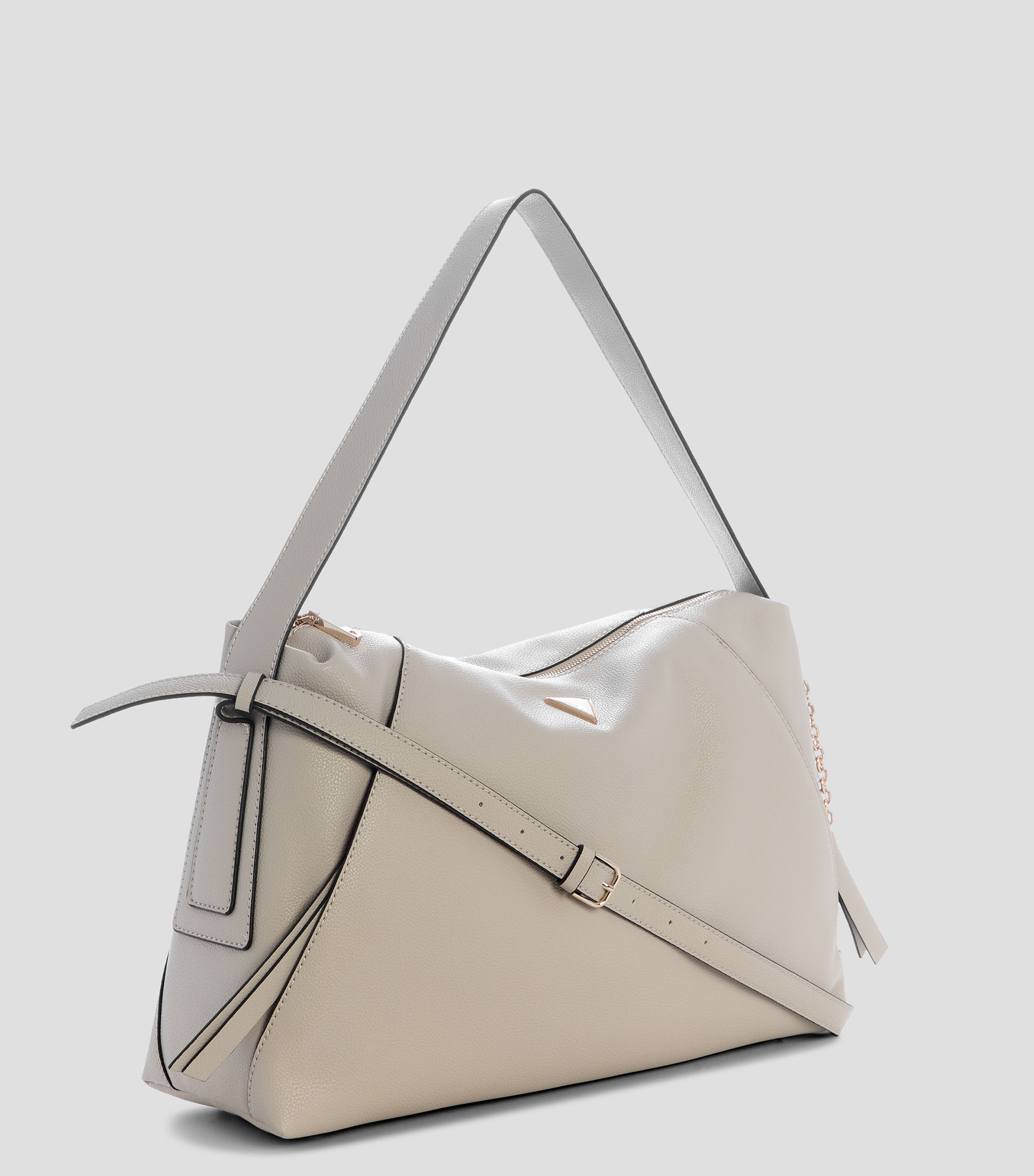 Bolsa shoulder lisa con detalle texturizado Mujer
