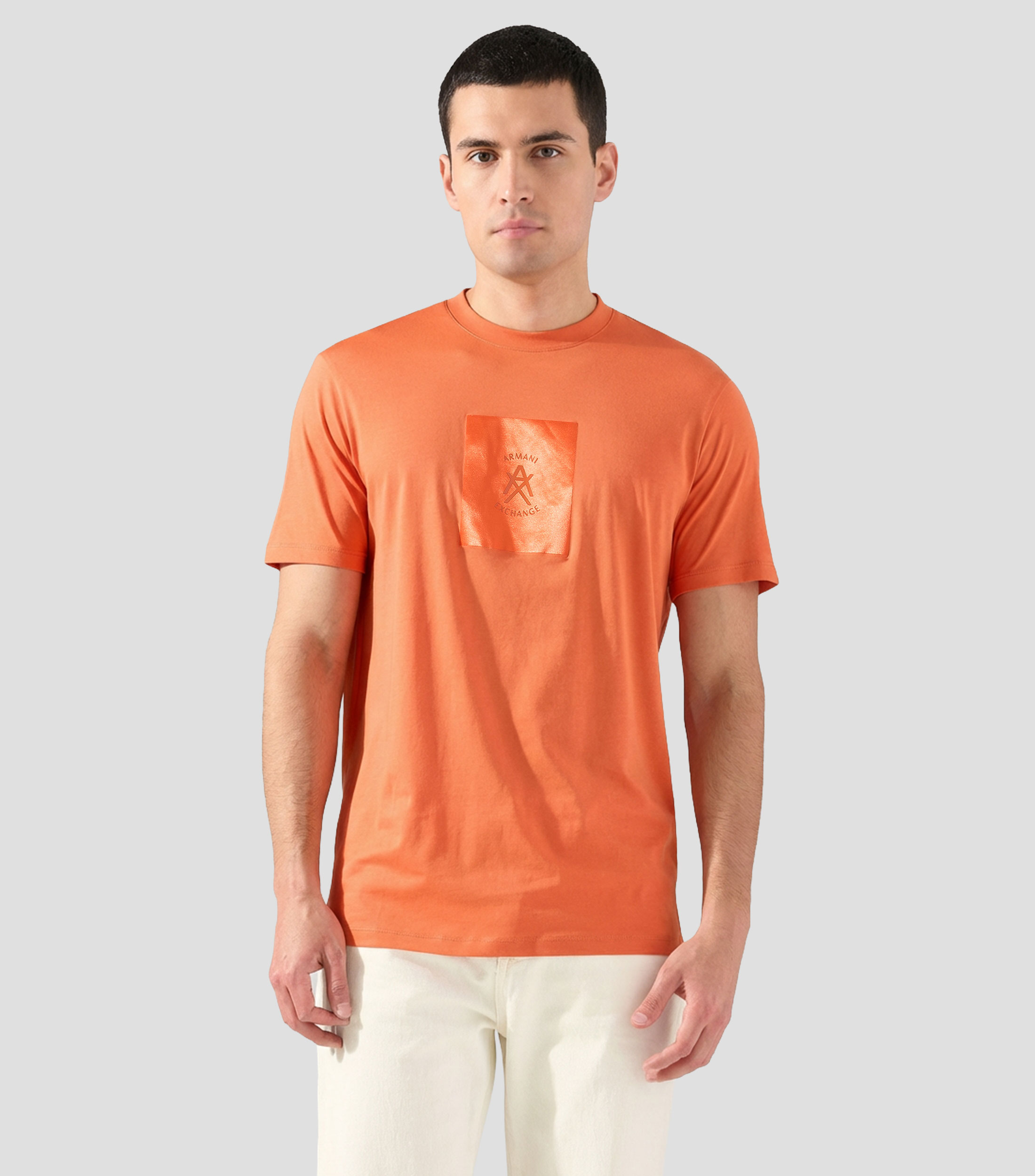 Playera cuello redondo manga corta estampada Hombre