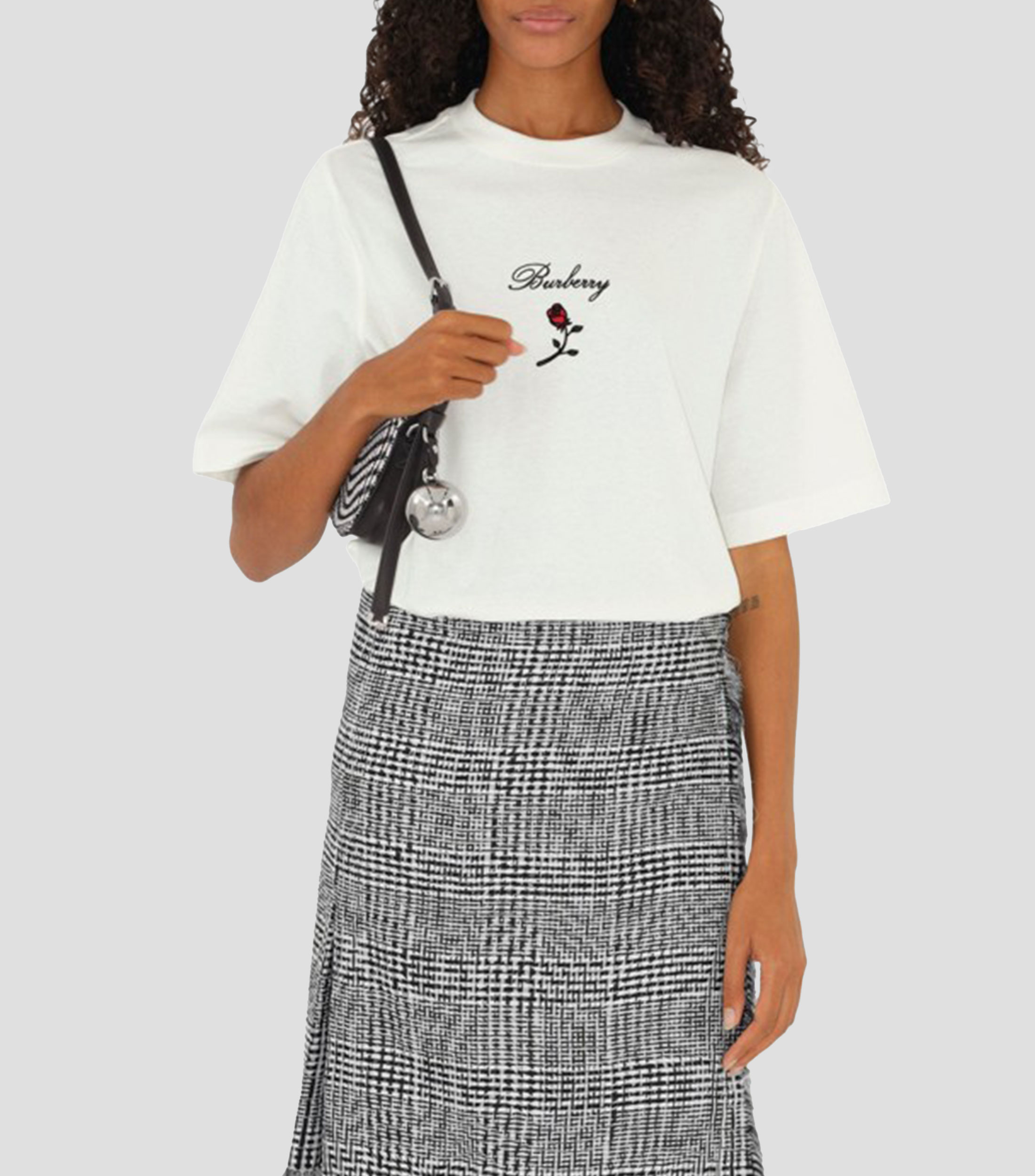 Playera cuello redondo manga corta lisa Mujer
