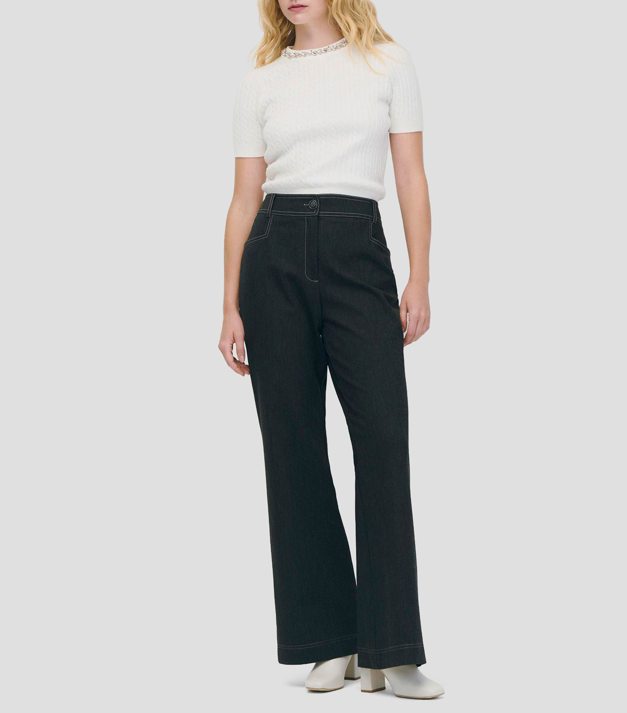 Pantalón Recto Fluido Negro Stretch Tipo Denim Pespuntes En Contraste Mujer