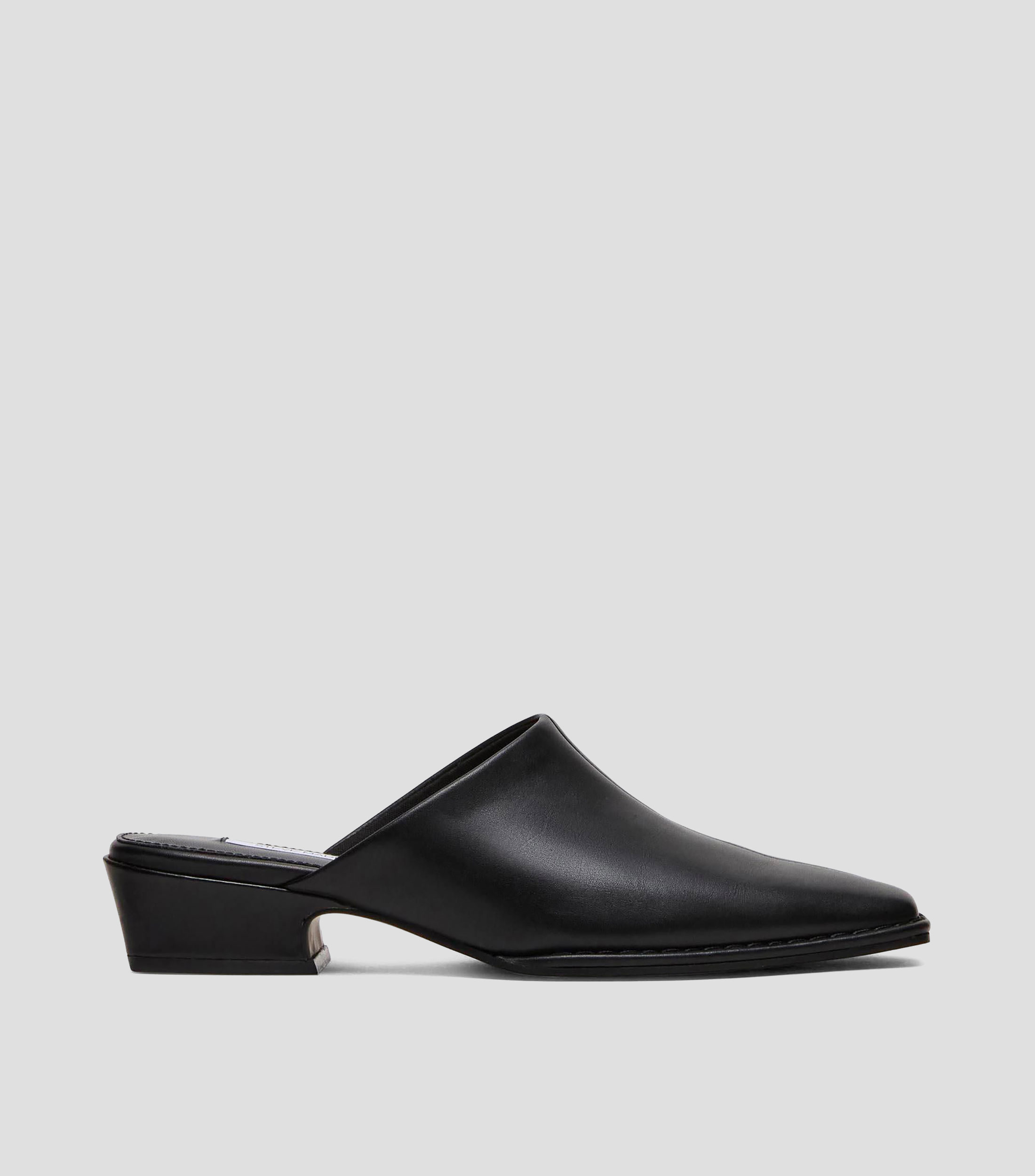 Zapatos casuales slip on con tacón bajo cuadrado en piel Mujer