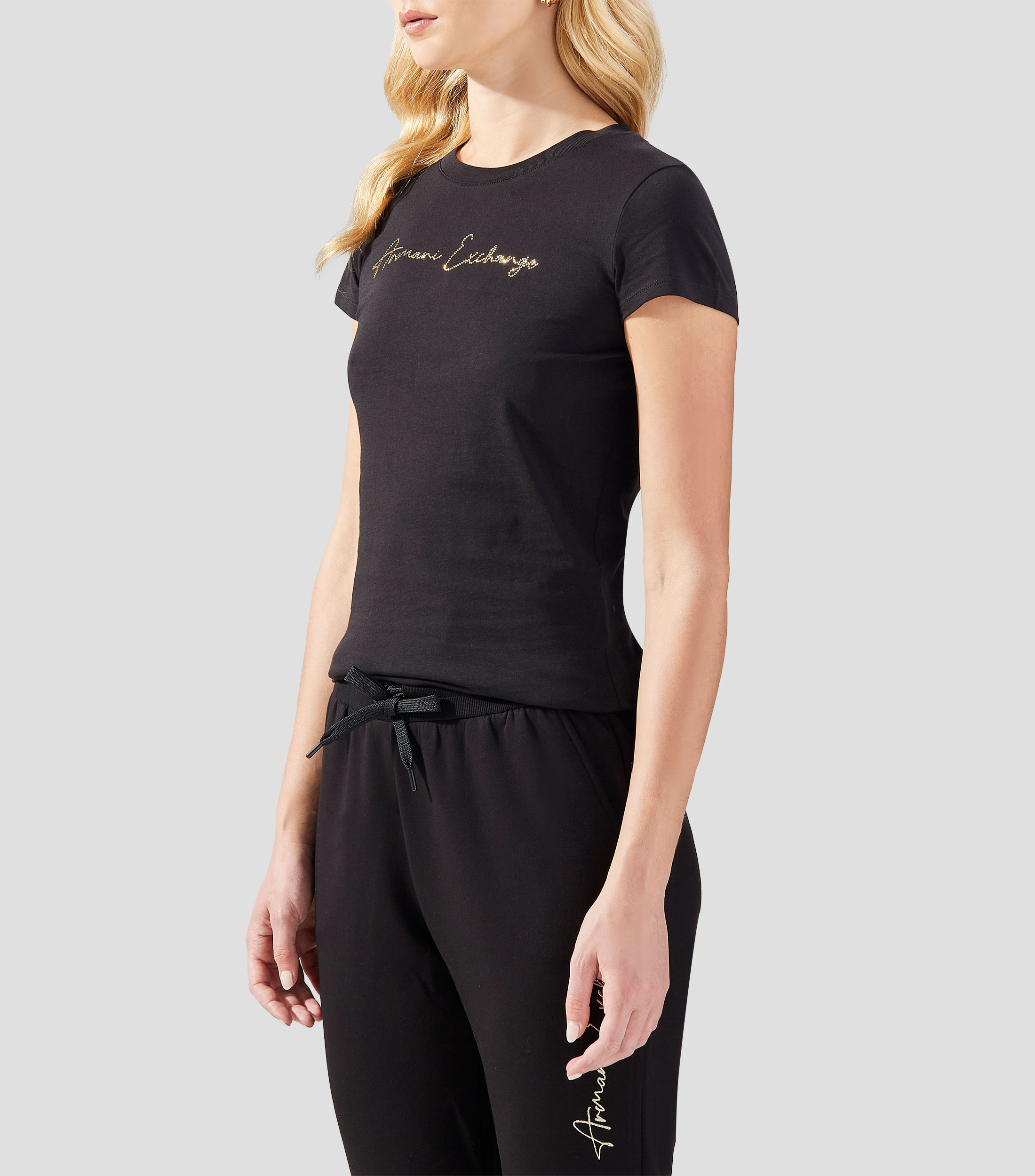 Playera de cuello redondo con manga corta bordada Mujer