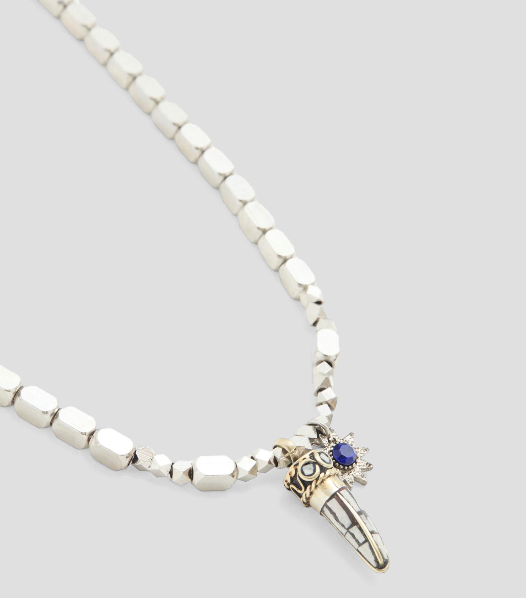 Collar con dijes Mujer