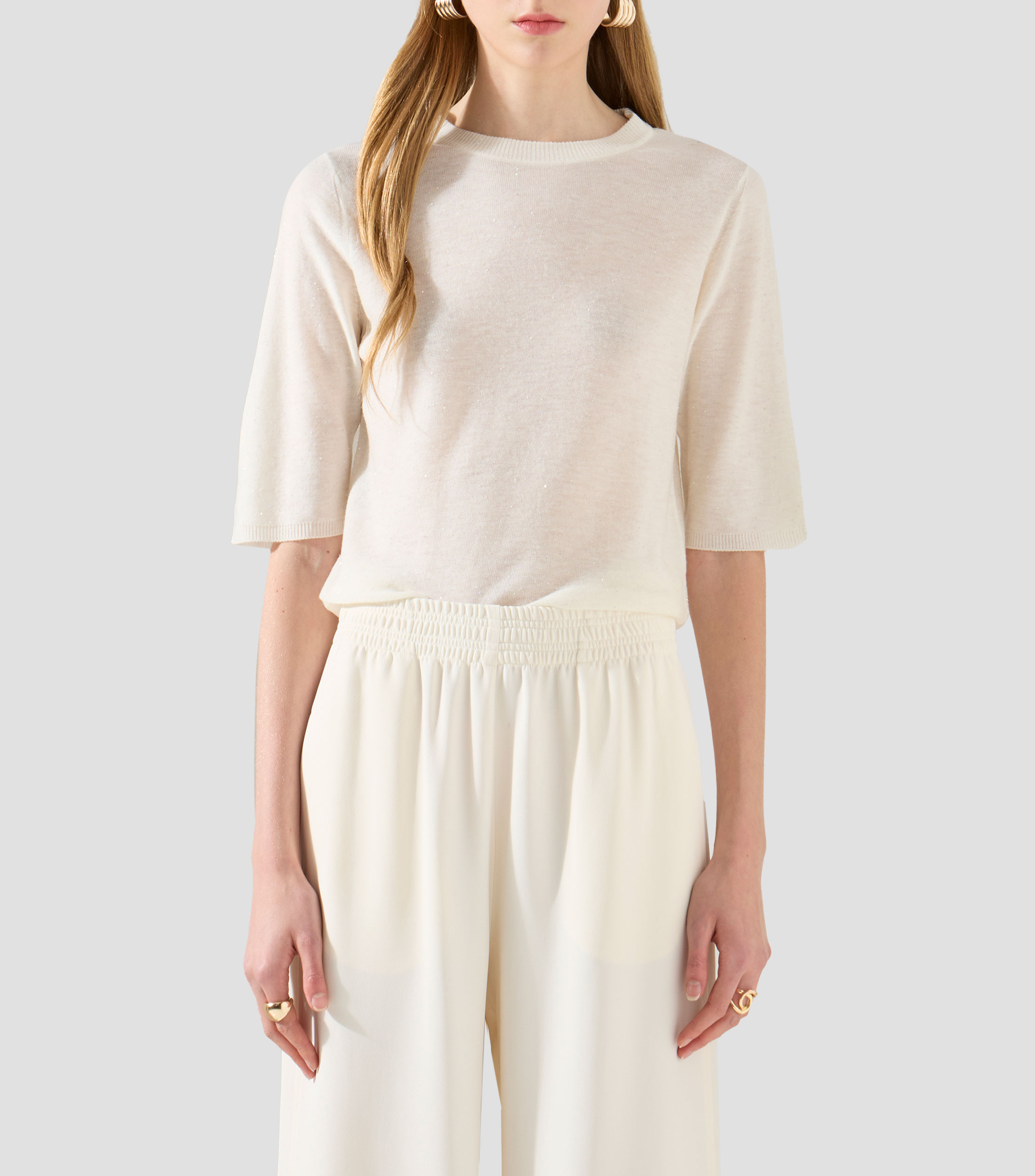 Blusa cuello redondo manga corta lisa Mujer