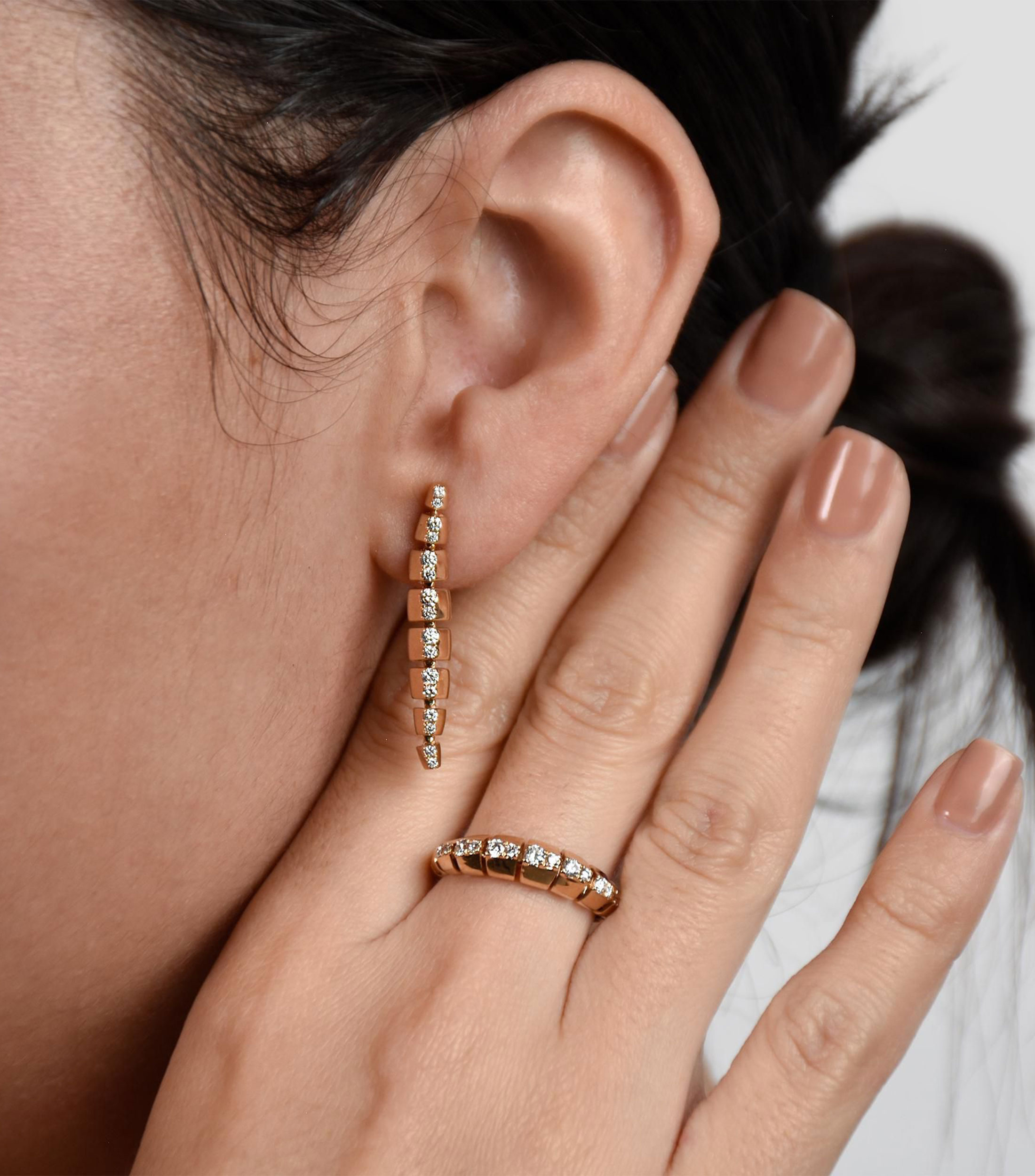 Set de anillo y aretes en Oro amarillo de 14 Kilates con diamantes Mujer