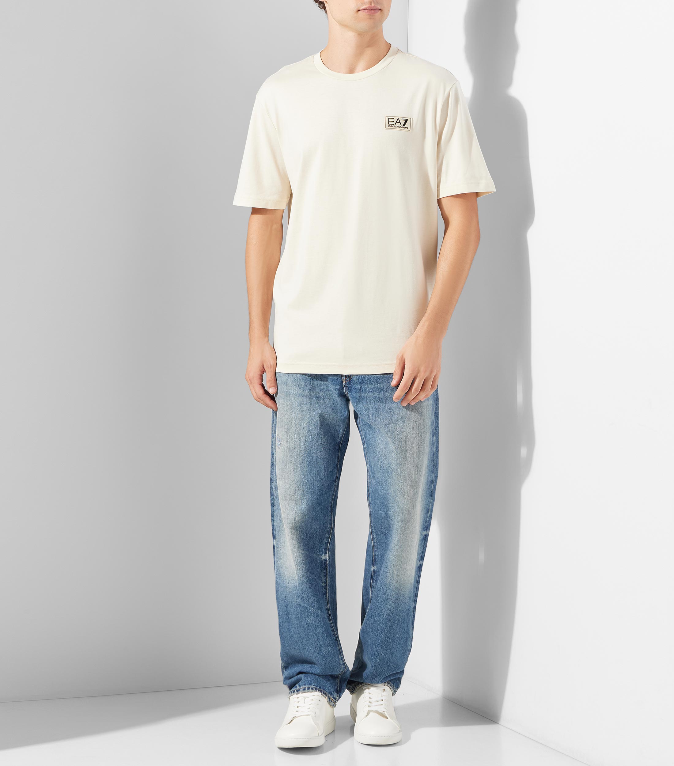 Playera cuello redondo manga corta lisa Hombre