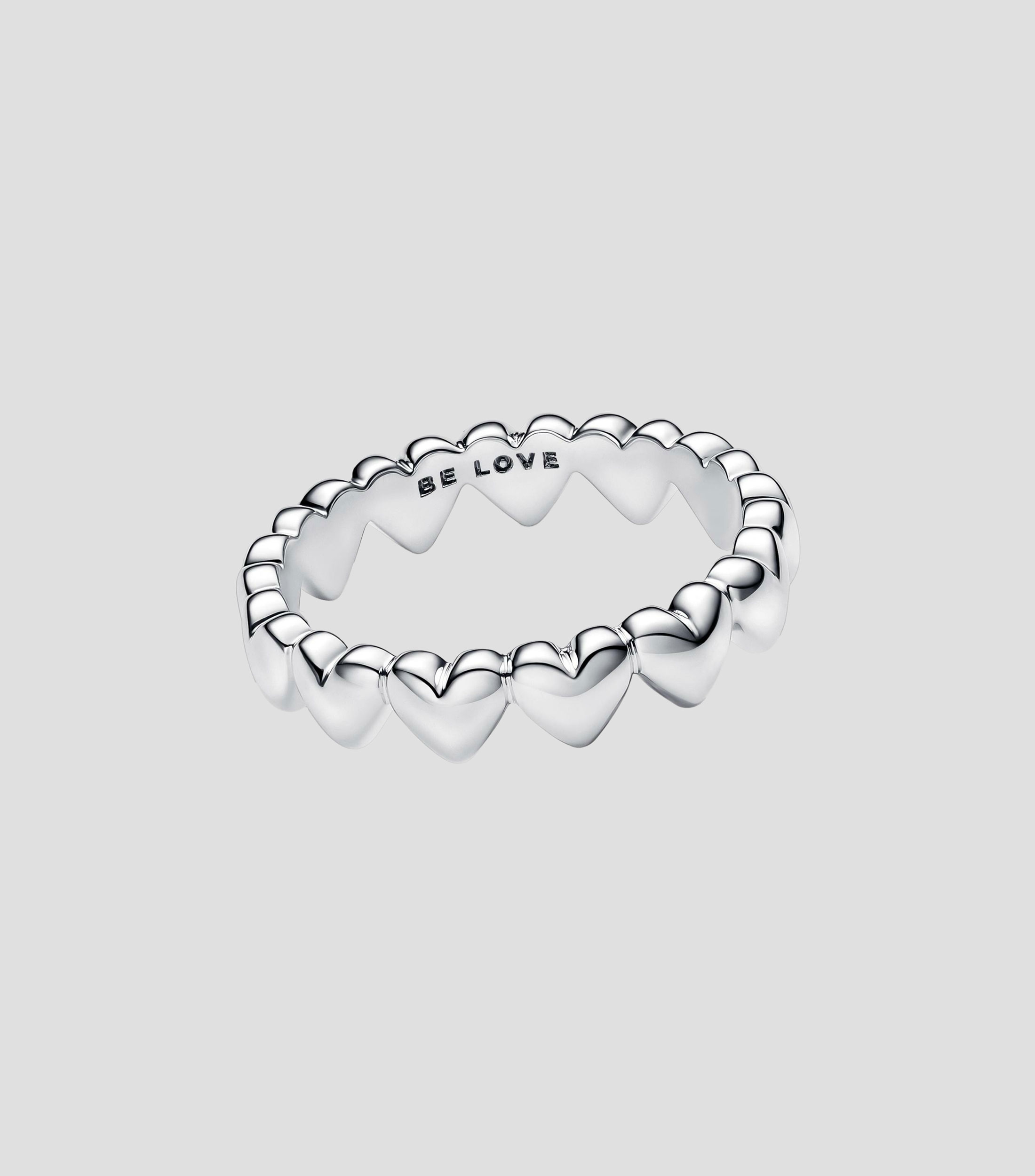 Anillo en Plata .925 Fila de Corazones Mujer