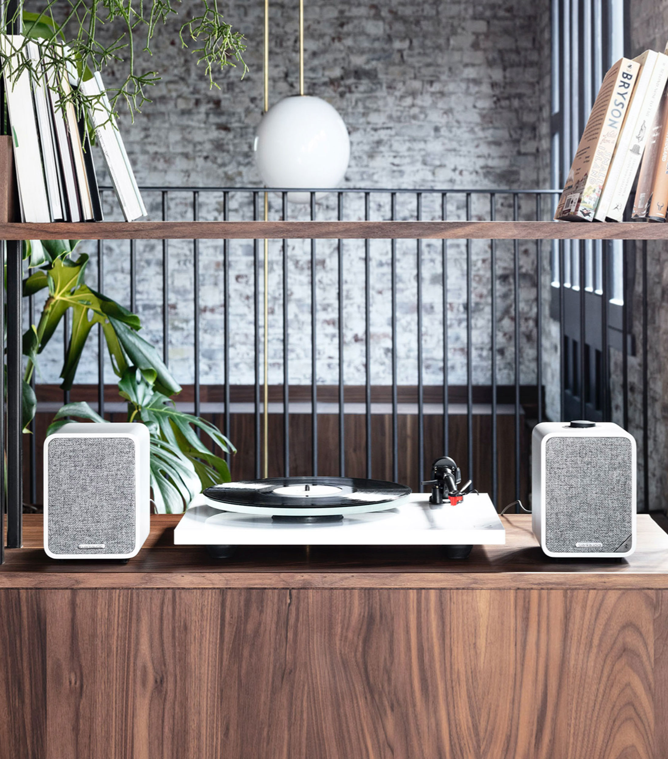 Juego de bocinas amplificadas MR1B-SG Bluetooth 20W