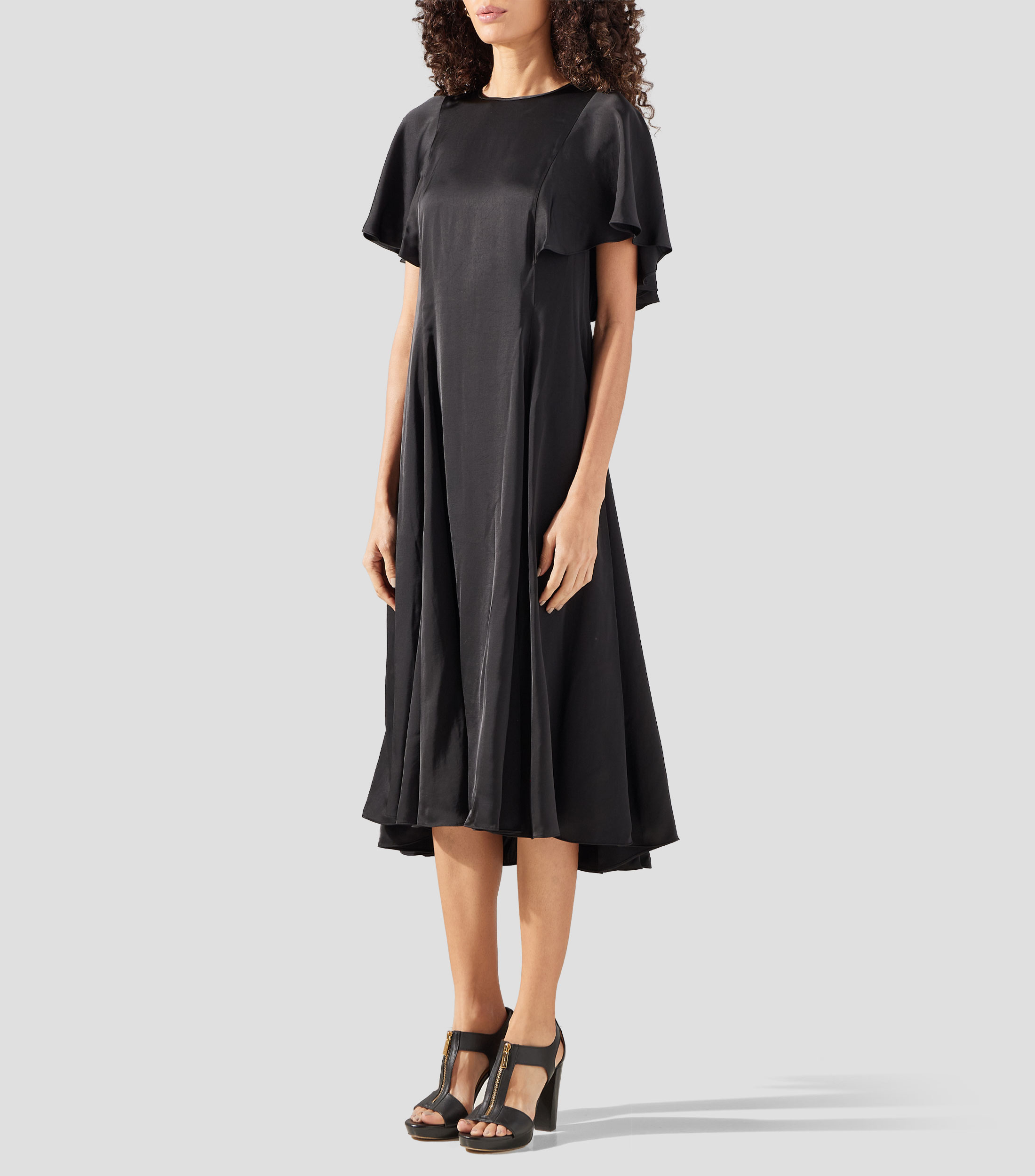 Vestido midi manga corta liso Mujer