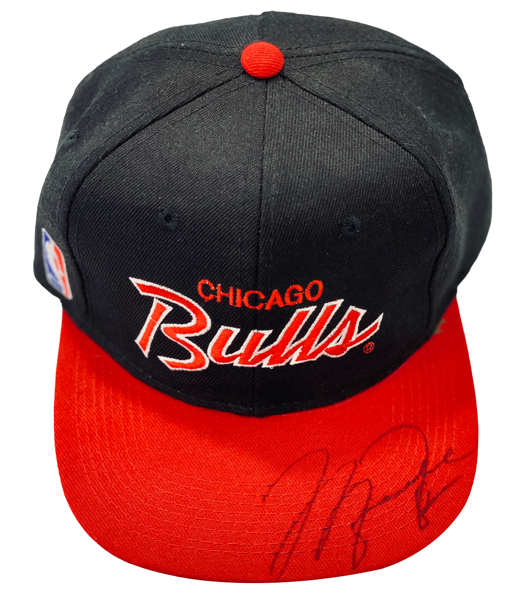 Gorra Chicago Bulls Autografiada por Jordan - El Palacio de Hierro