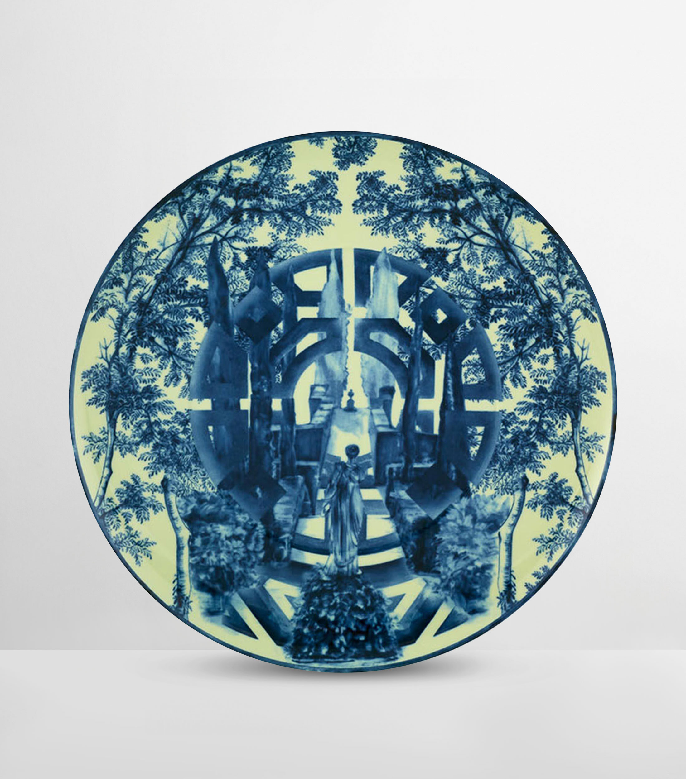 Plato Trinche The Meaning con paisaje