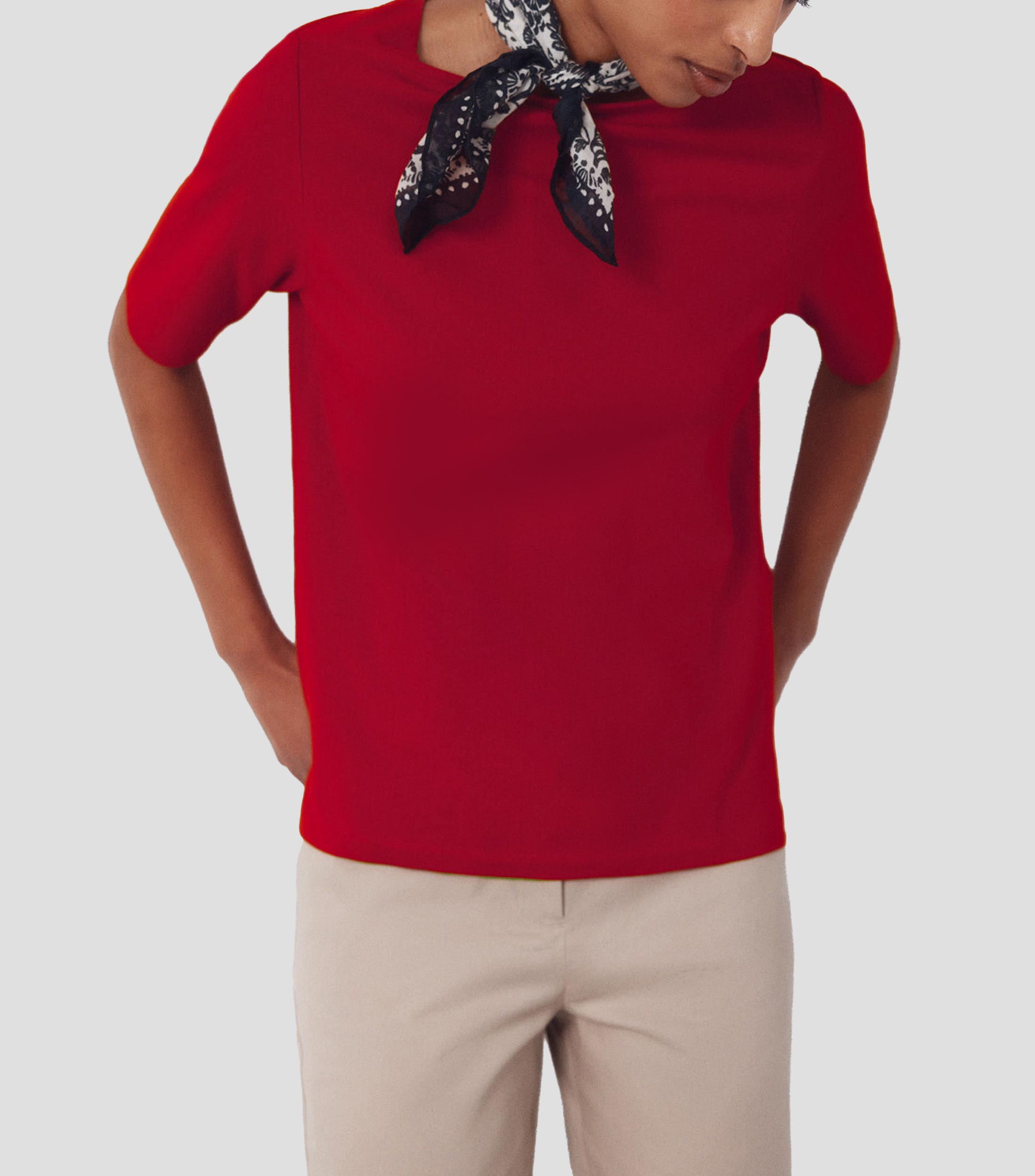 Playera cuello barco manga corta lisa Mujer