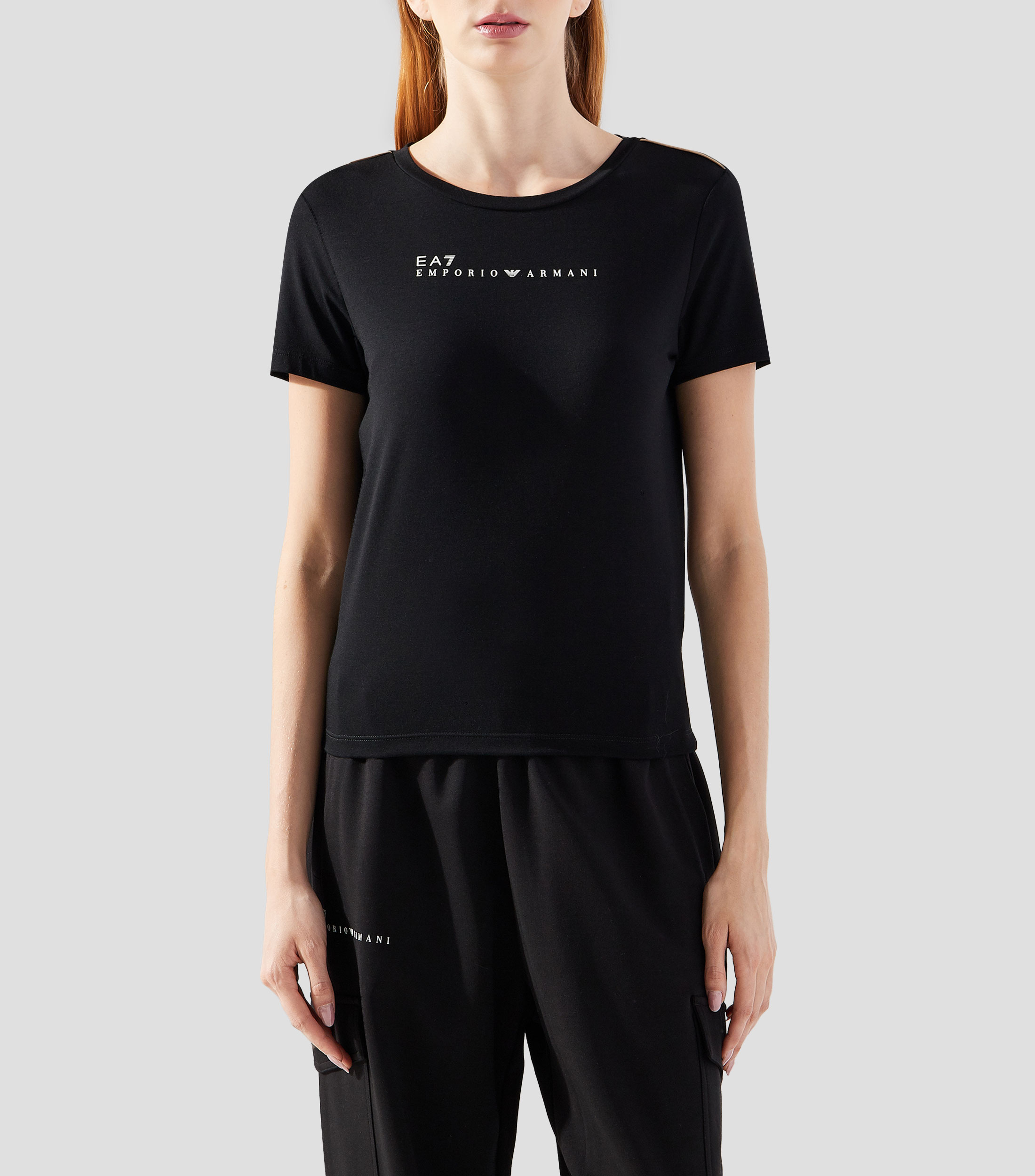 Playera cuello redondo manga corta liso Mujer