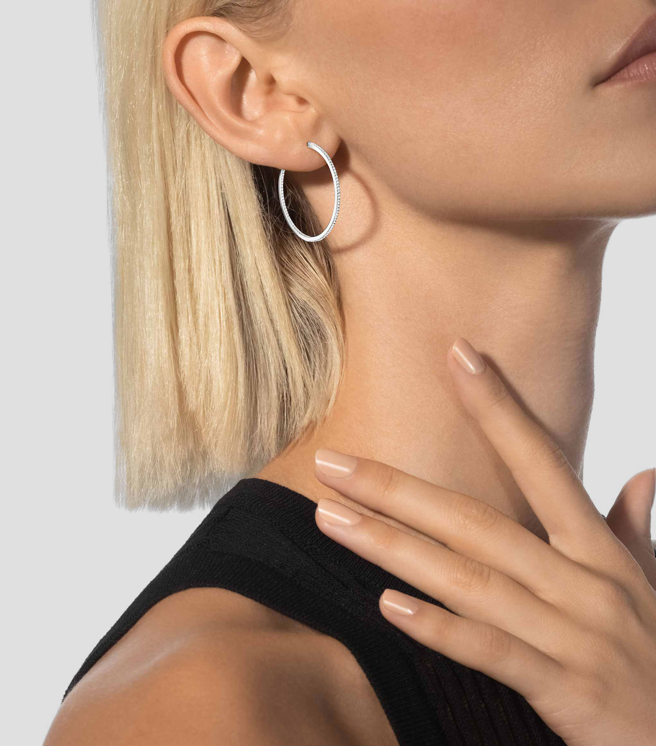 Aretes en oro blanco 18 Kts Gatsby Mujer