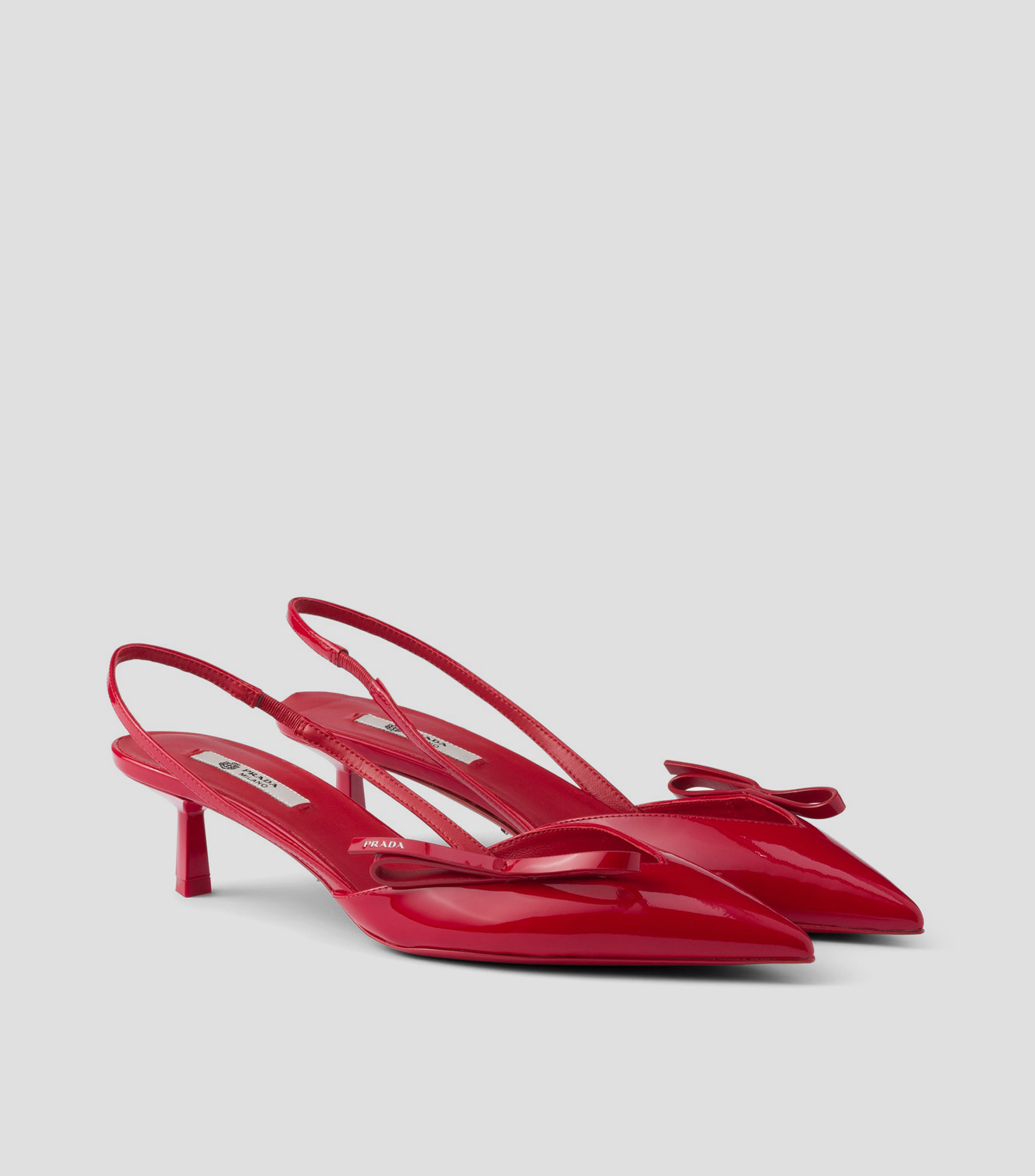 Zapatillas en piel de tacón bajo ancho Mujer
