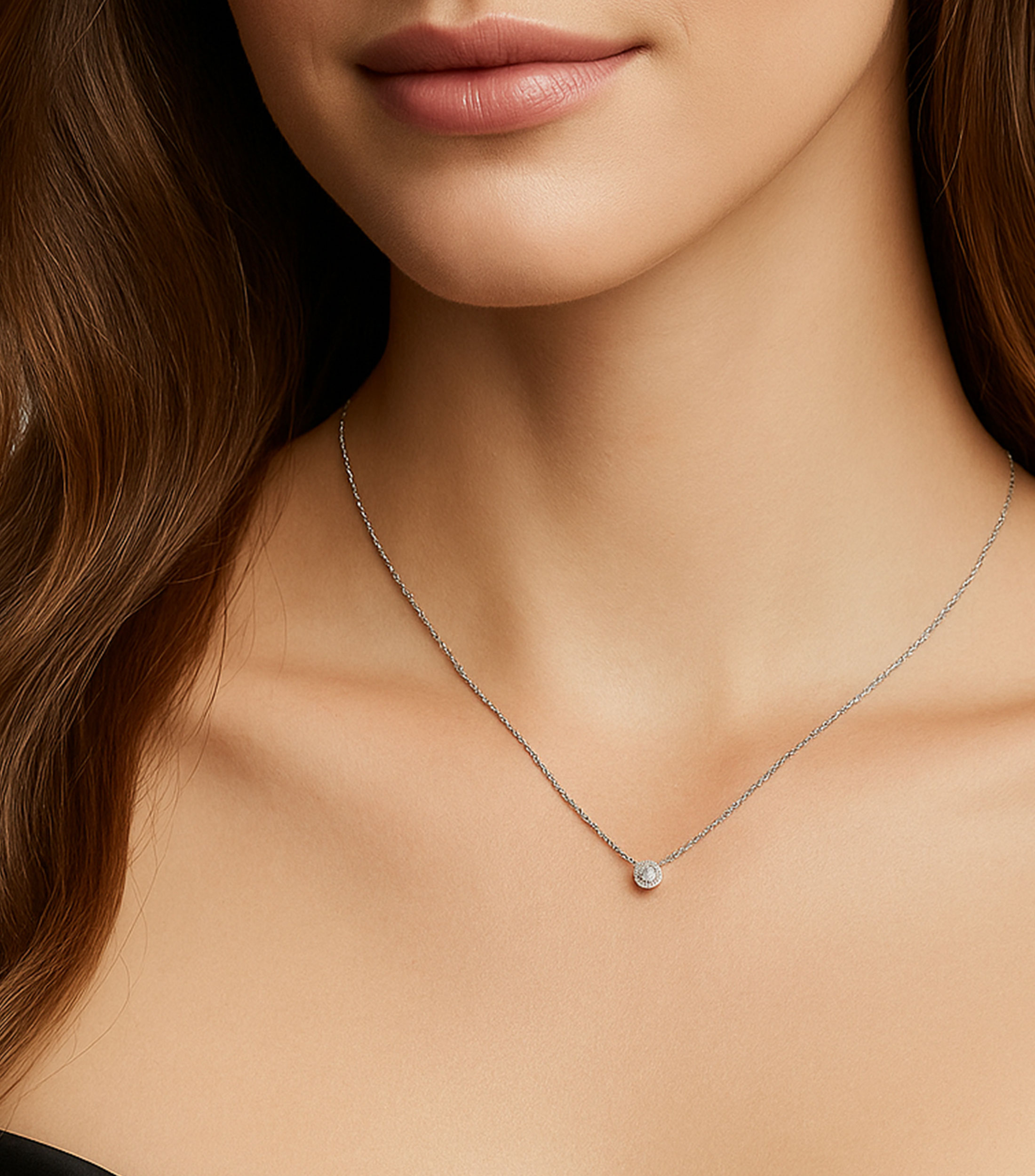 Colgante de oro blanco de 18K con diamantes en talla brillante de 0,05 cts