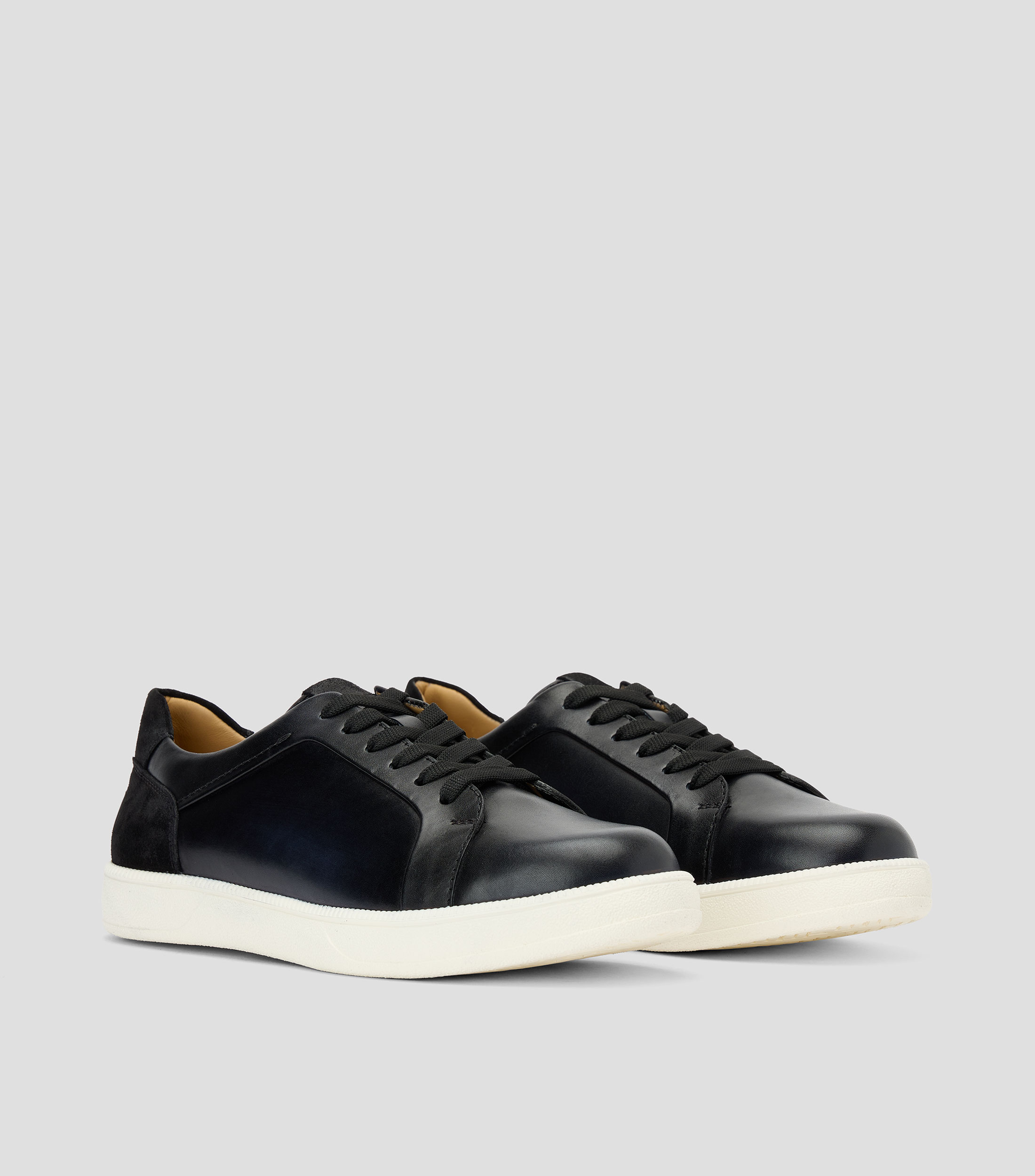 Tenis Casuales en Piel Hombre