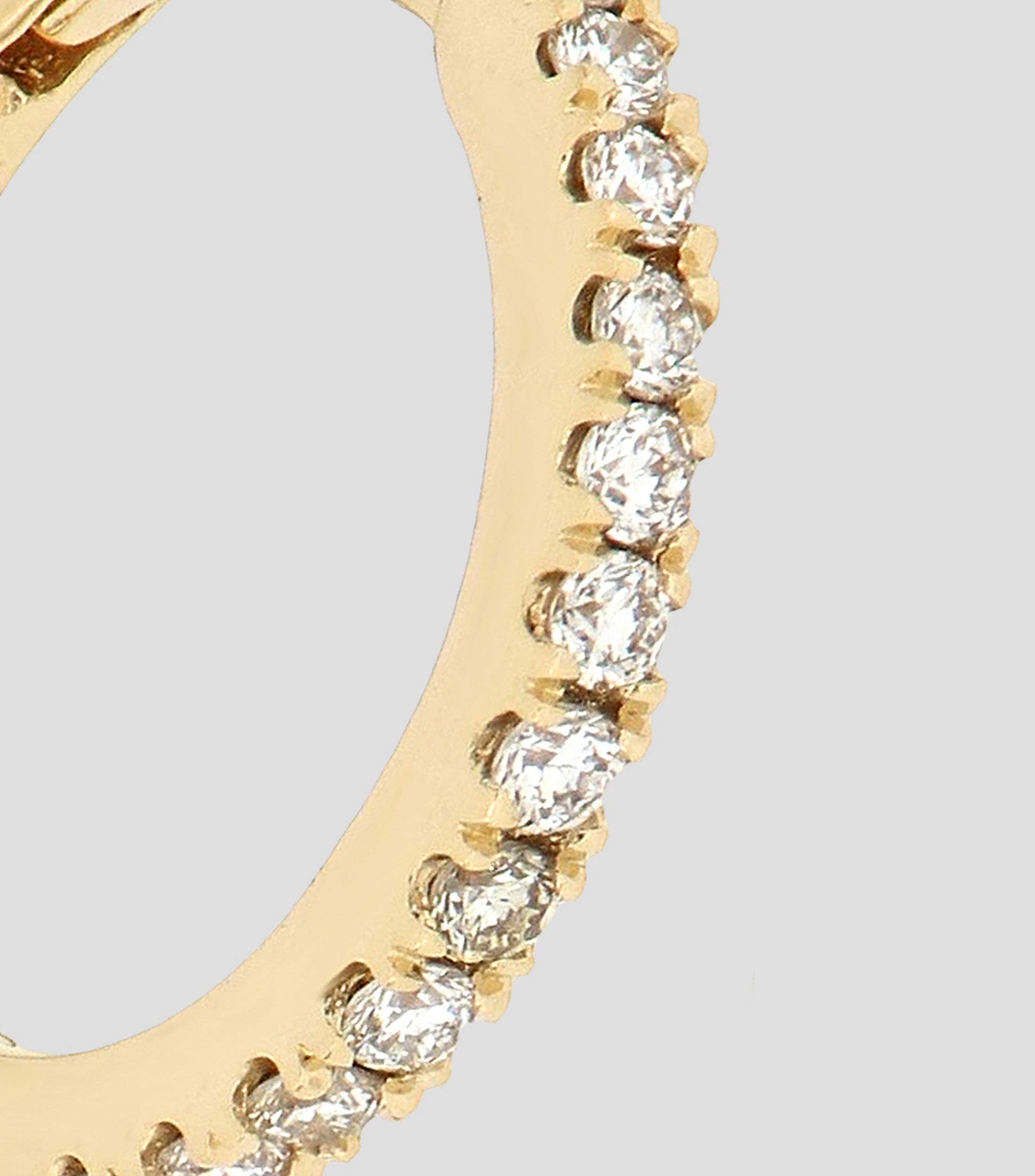 Aretes en oro amarillo 18 Kilates con diamante Mujer