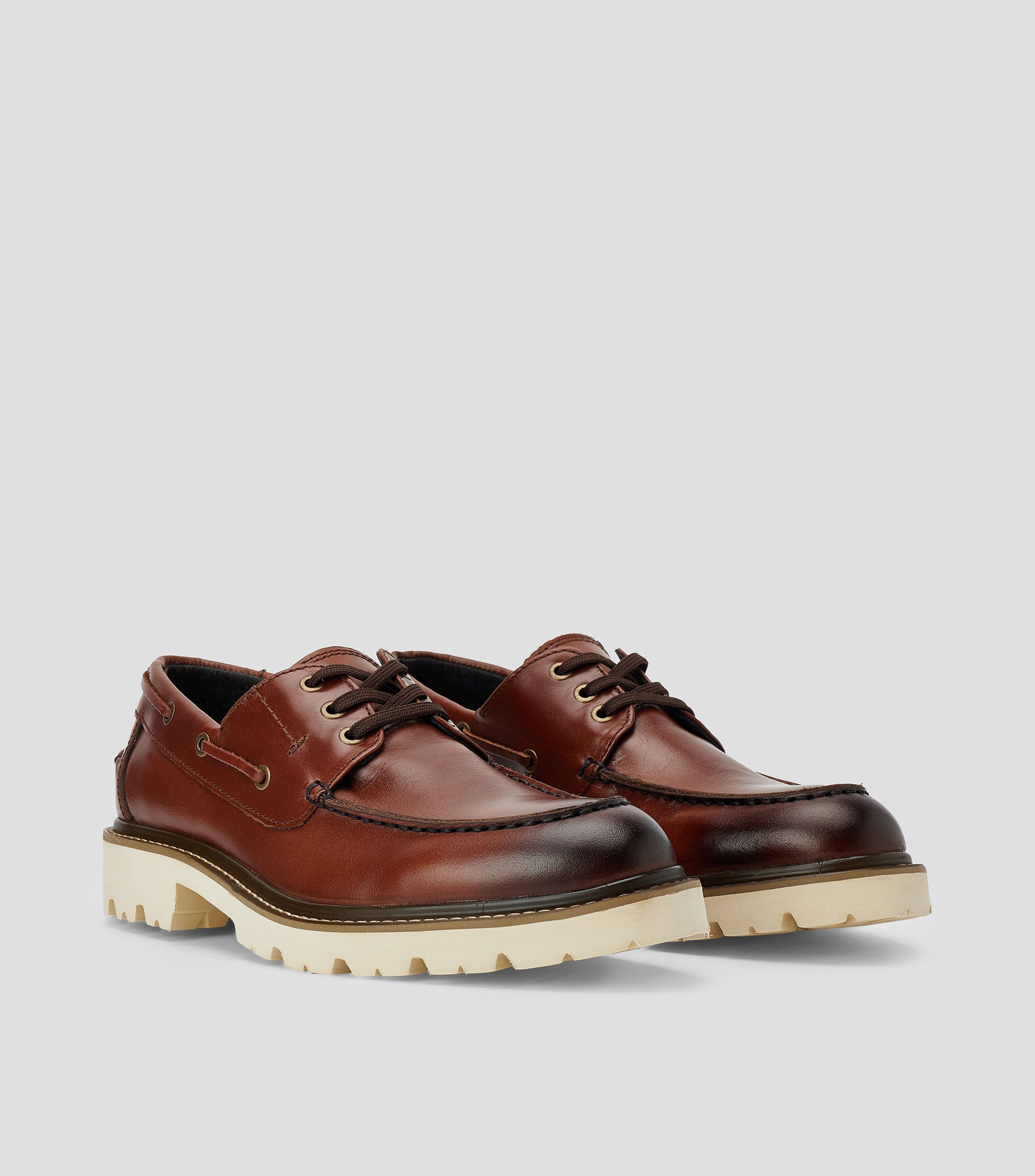 Mocasines con agujeta Hombre