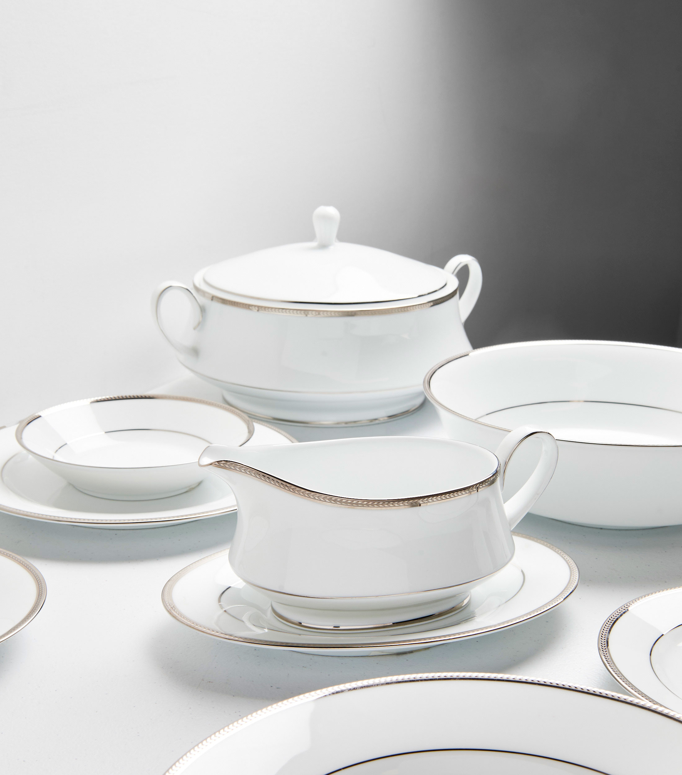 Salsera con Plato Toorak Platinum