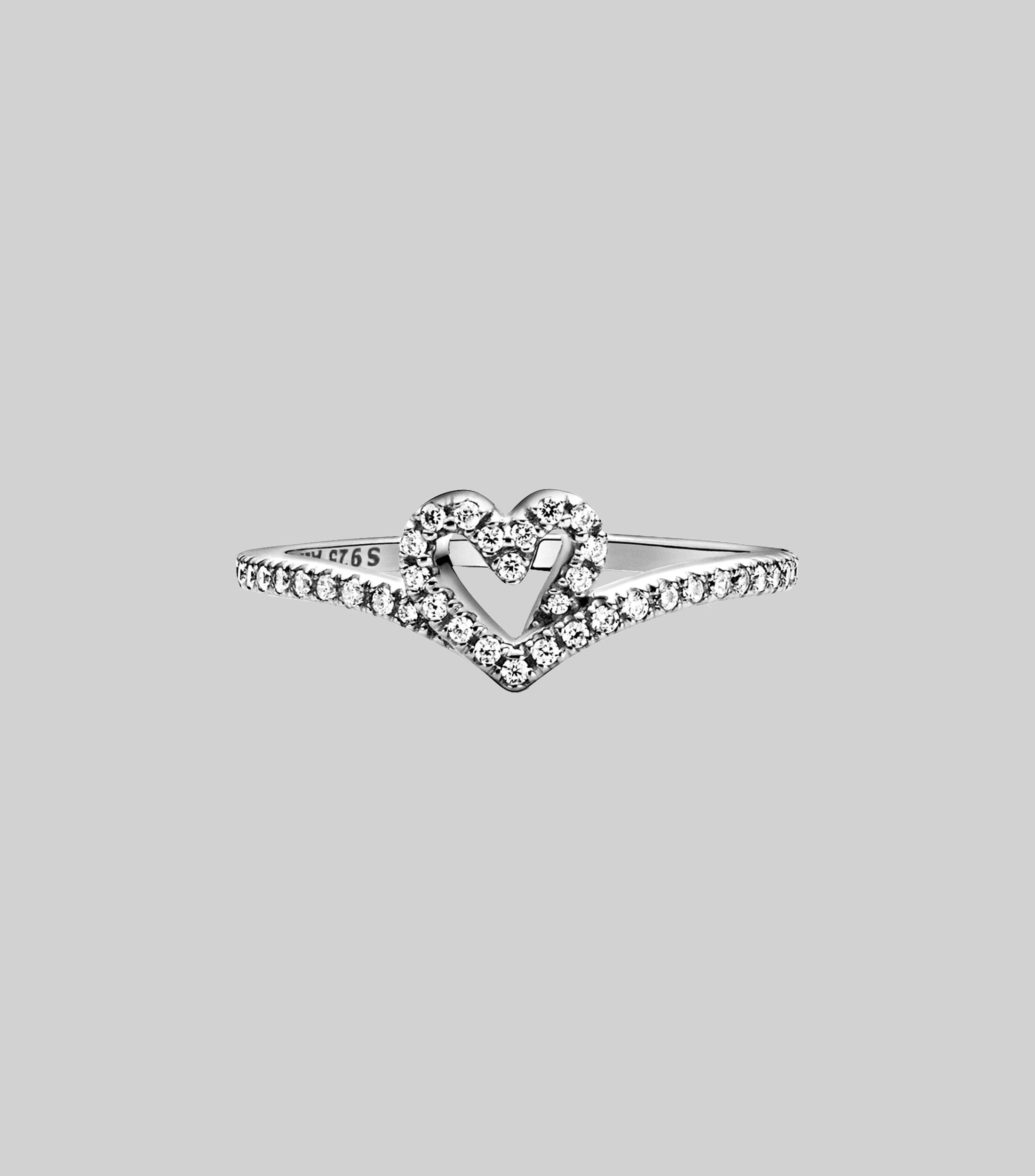 Anillo en Plata .925 con zirconias Mujer
