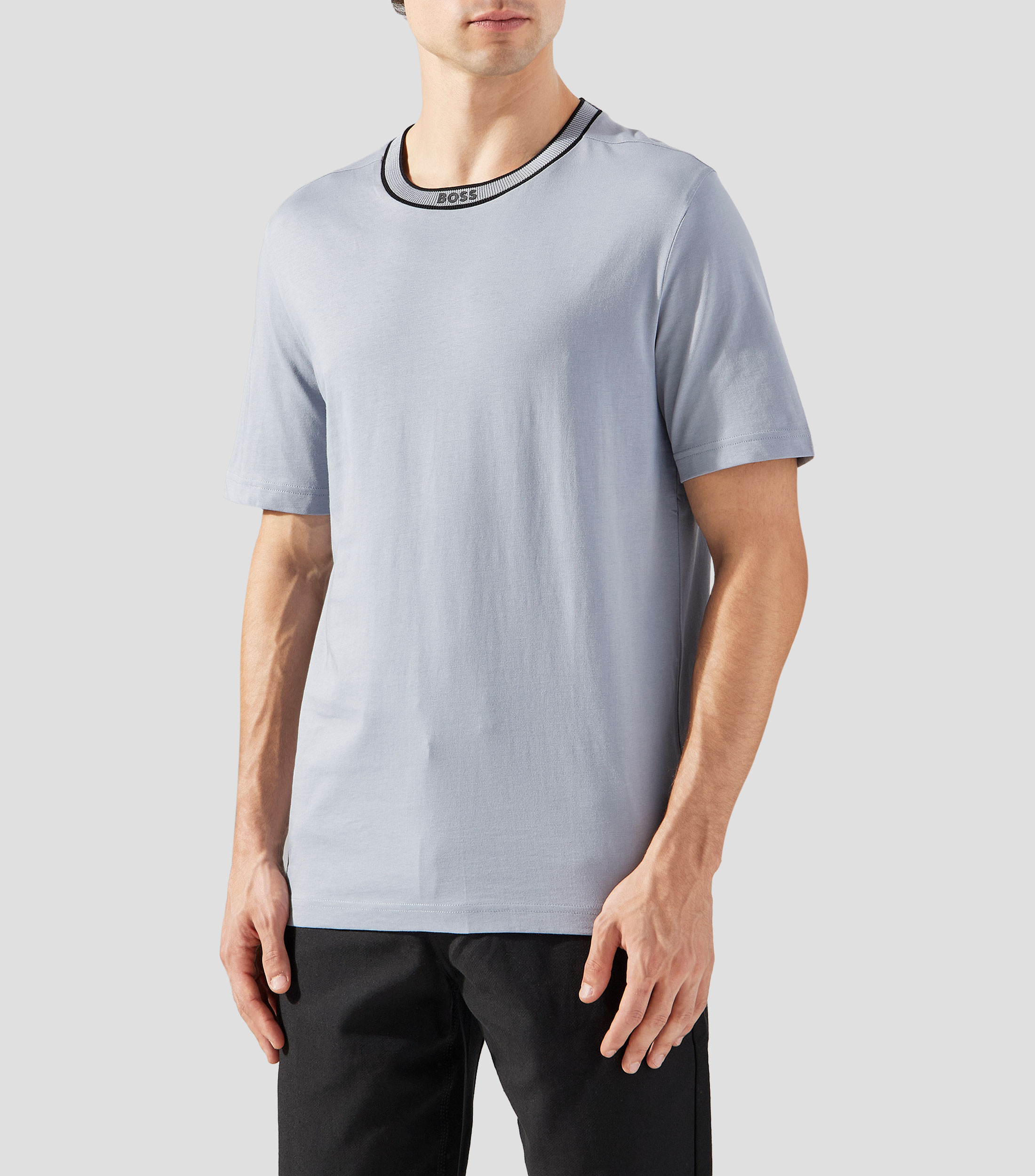 Playera de punto de algodón con cuello a rayas Hombre
