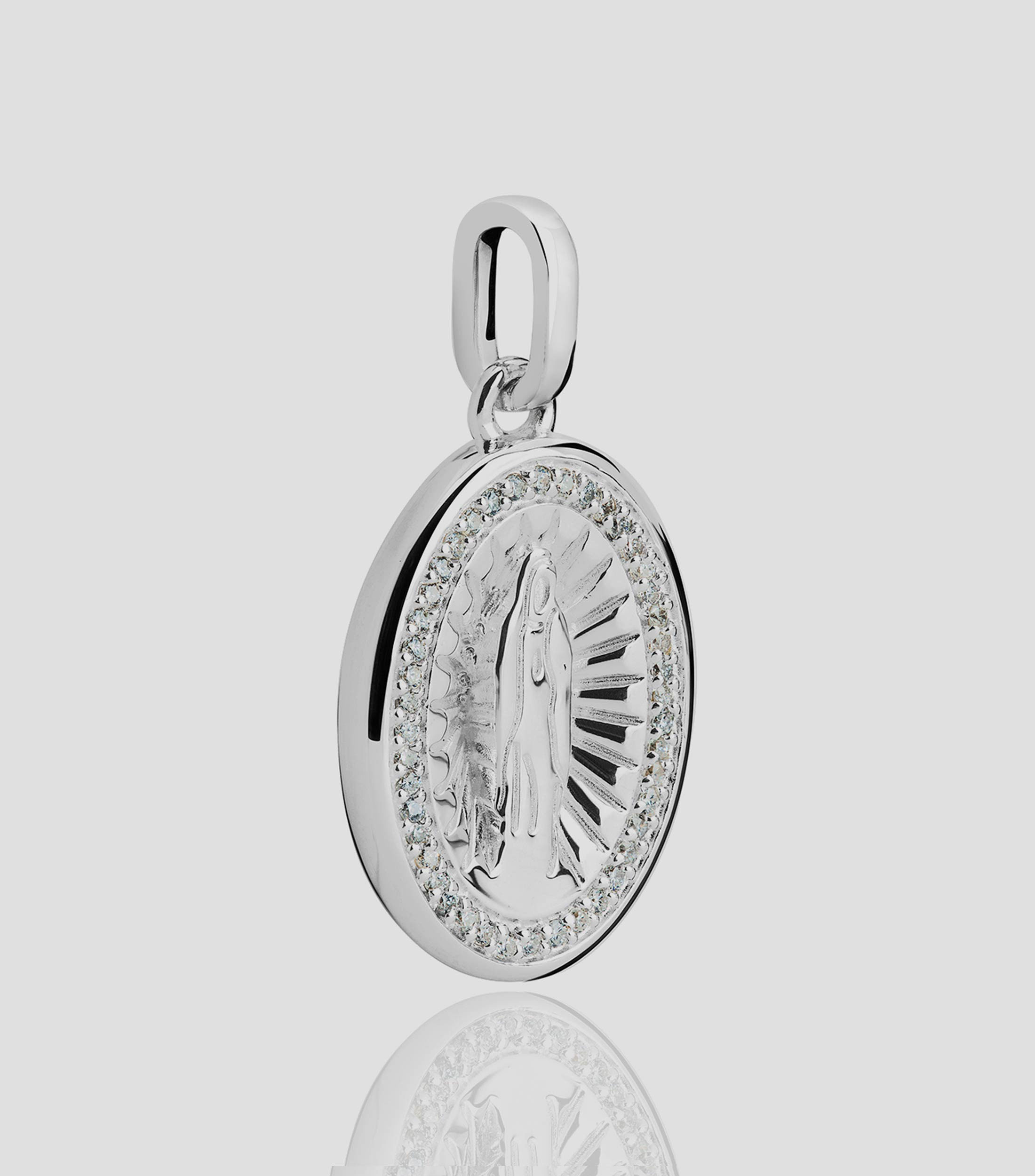 Charm en Plata Virgen de Guadalupe Diamantes Unisex
