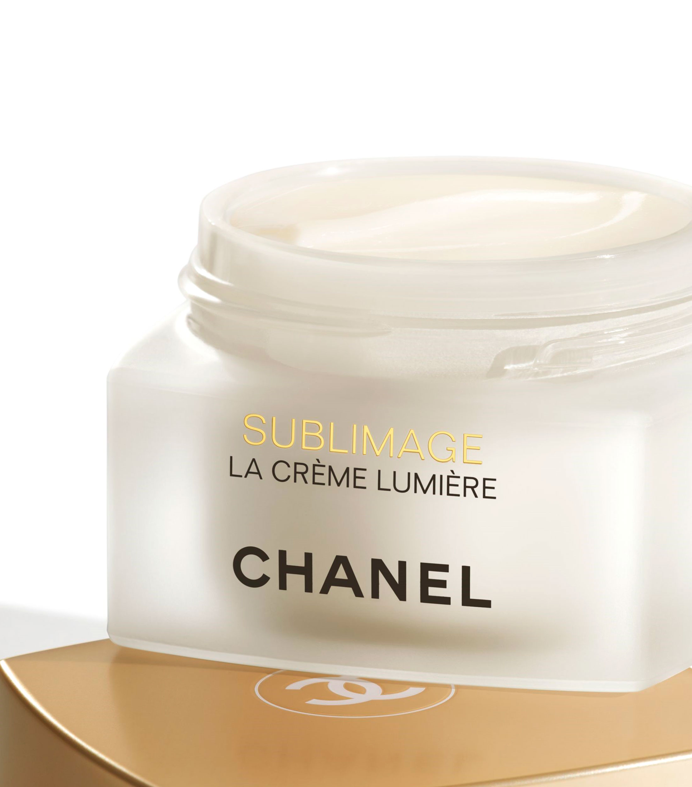 CREMA EXCEPCIONAL: REGENERA E ILUMINA