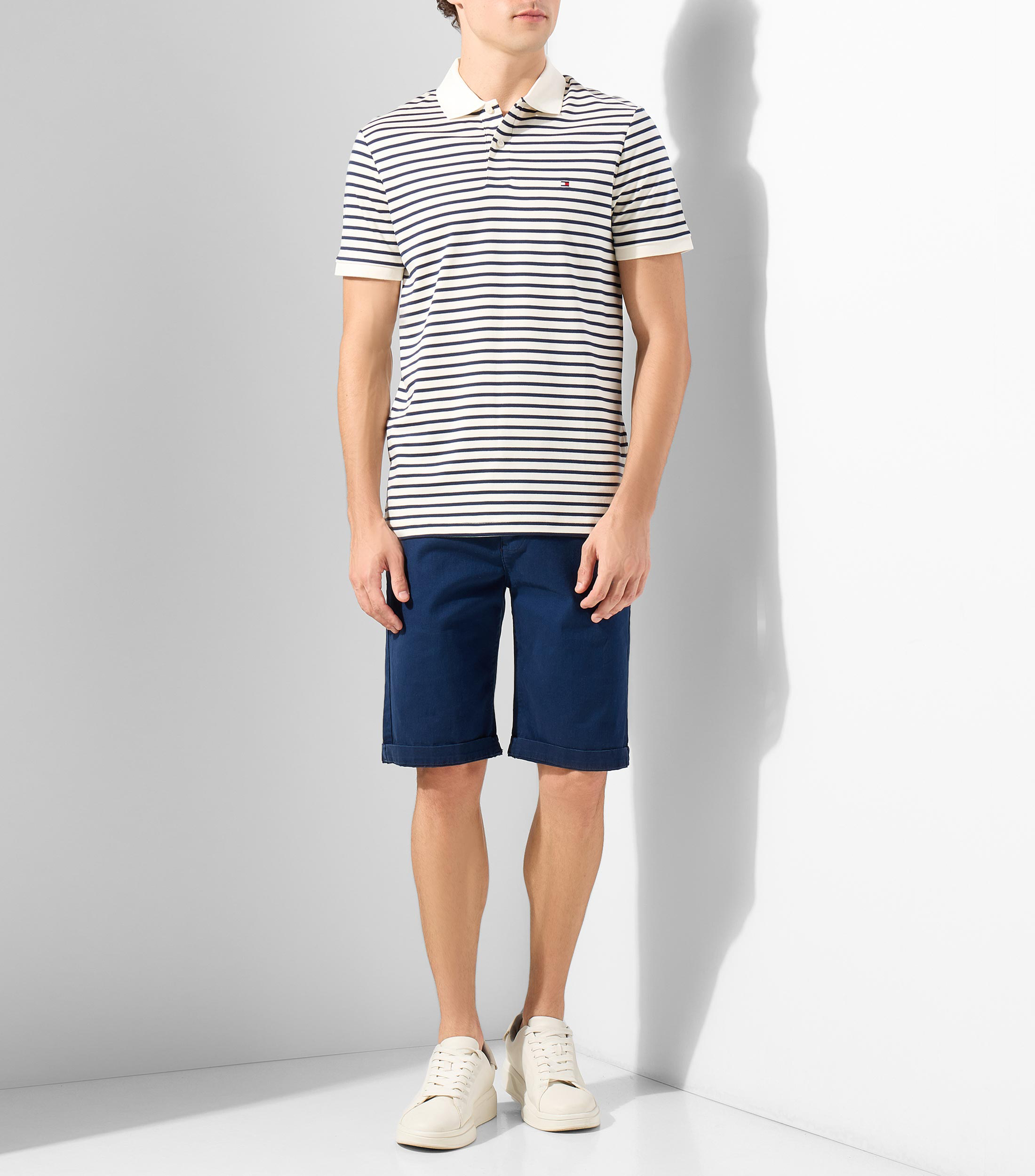 Playera tipo polo manga corta de rayas Hombre