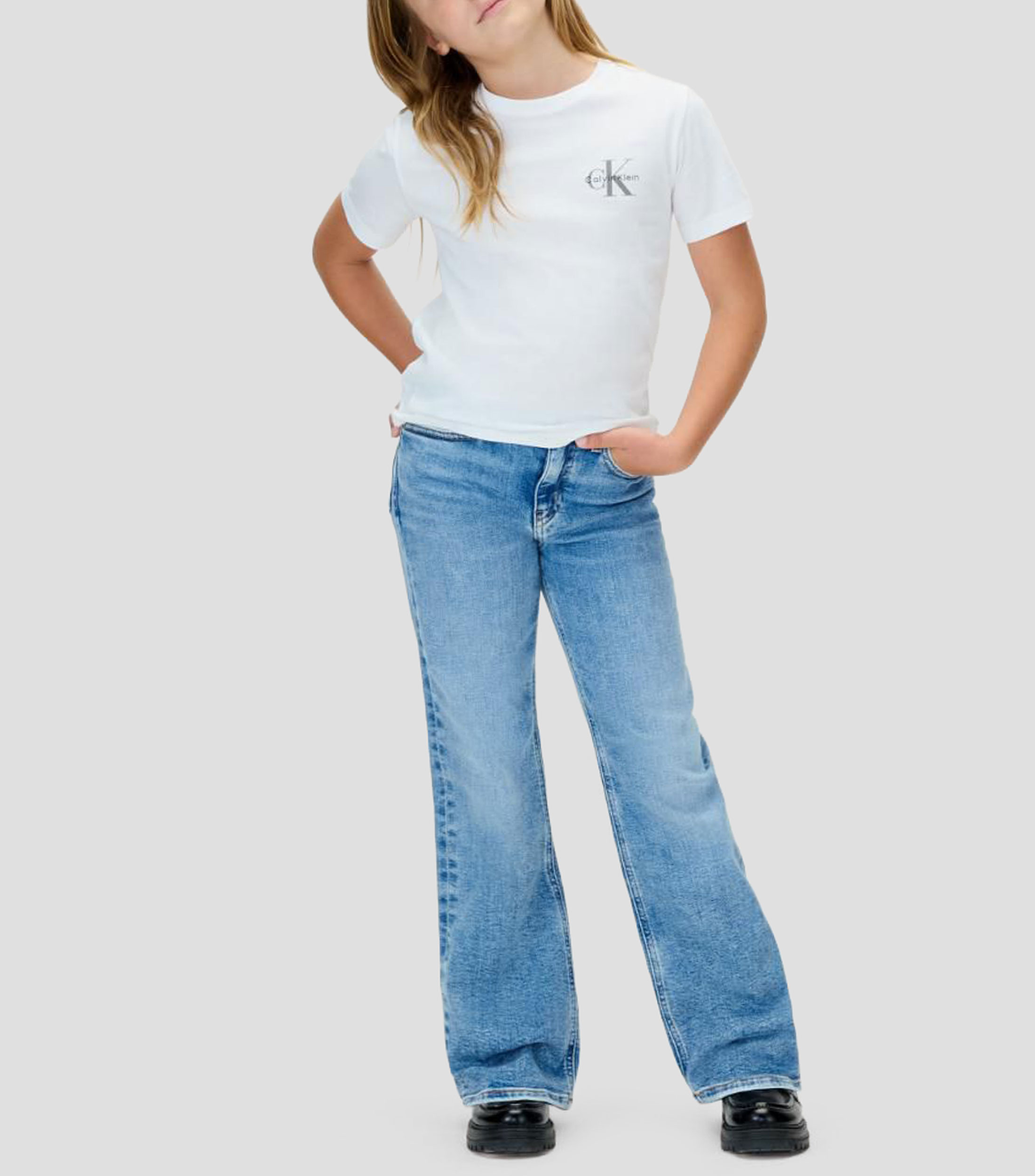 Playera cuello redondo manga corta estampada Niña