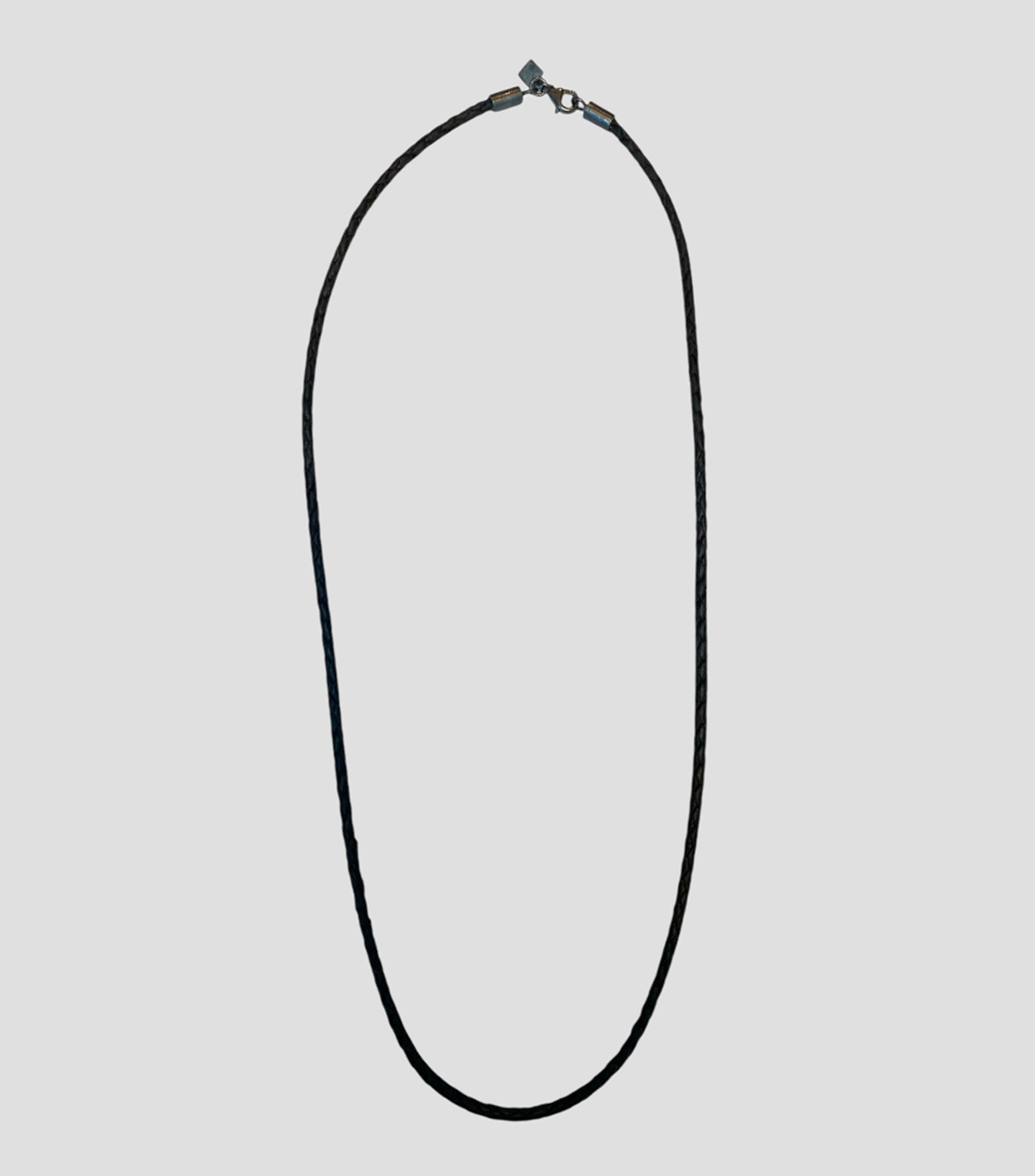 Collar de Piel con Broche Hombre