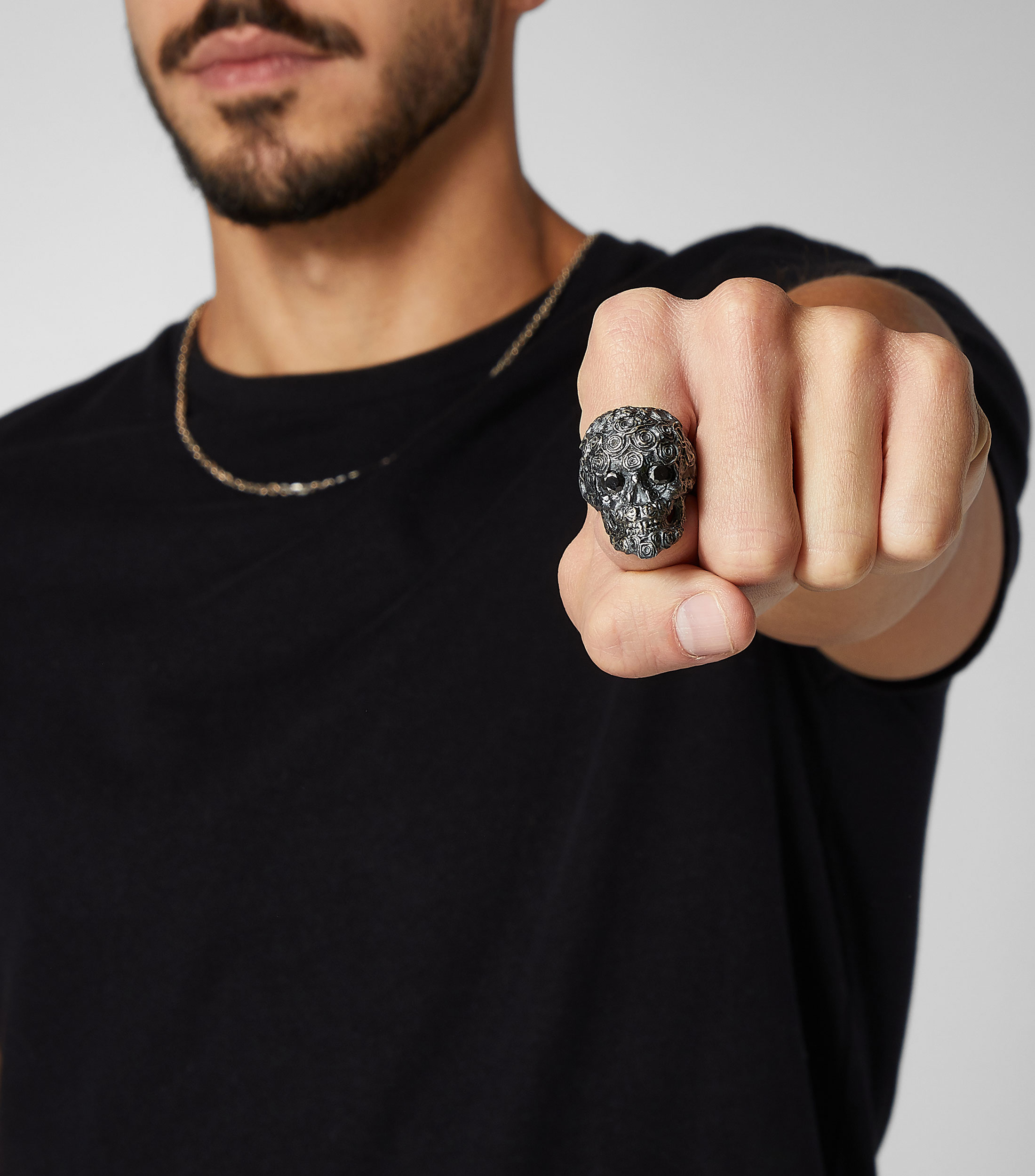 Anillo en plata .925 Rose Skull con onix Talla 18 Unisex