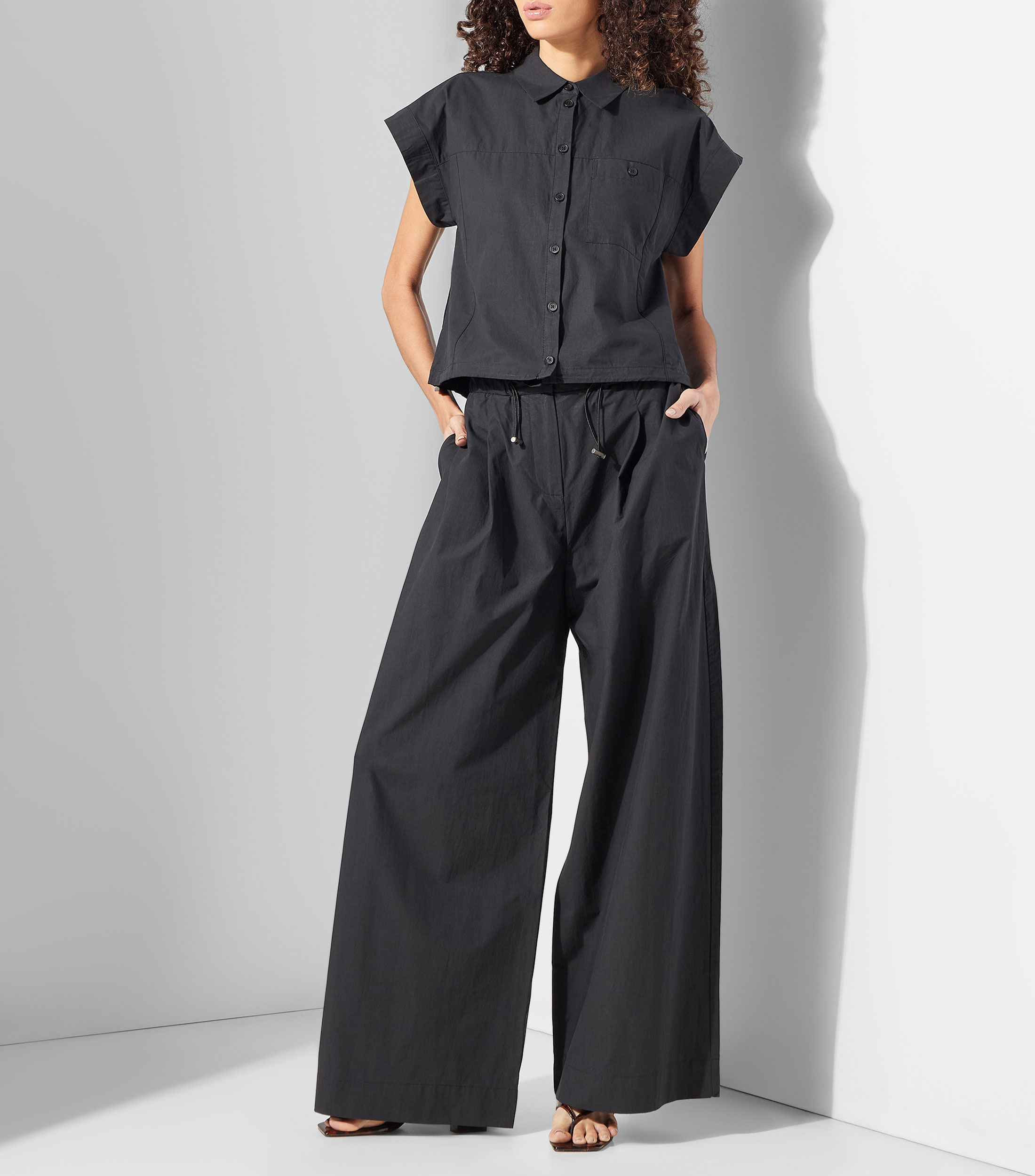 Blusa lisa manga corta Mujer