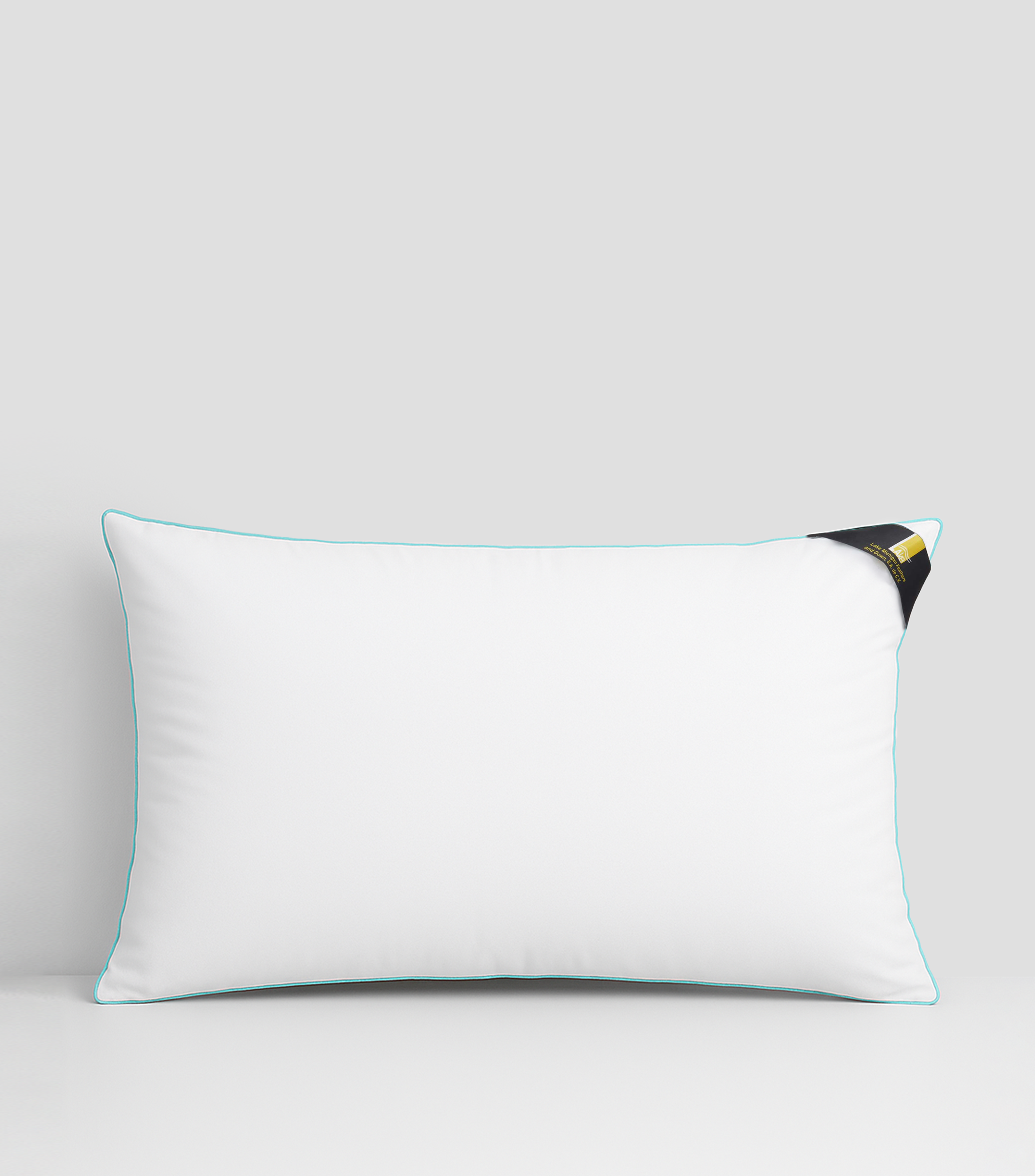 Almohada Estándar Medio Blanca