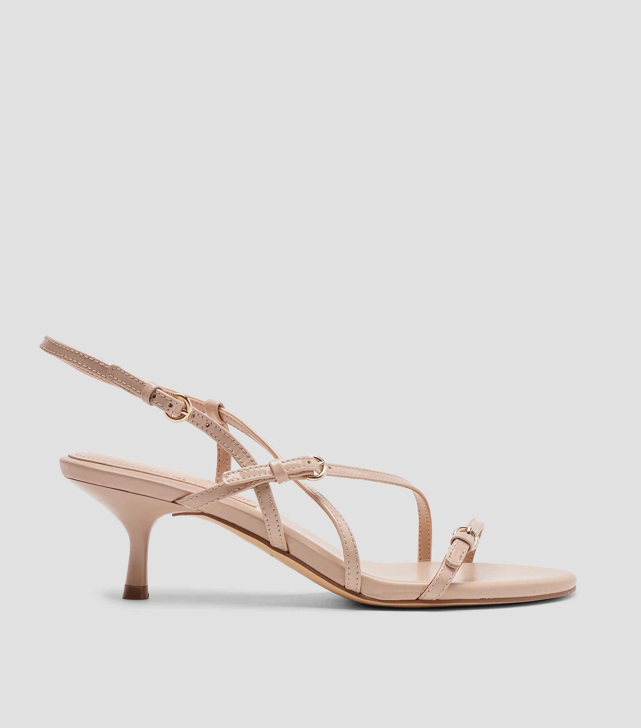 Sandalias con tacón bajo de aguja Mujer