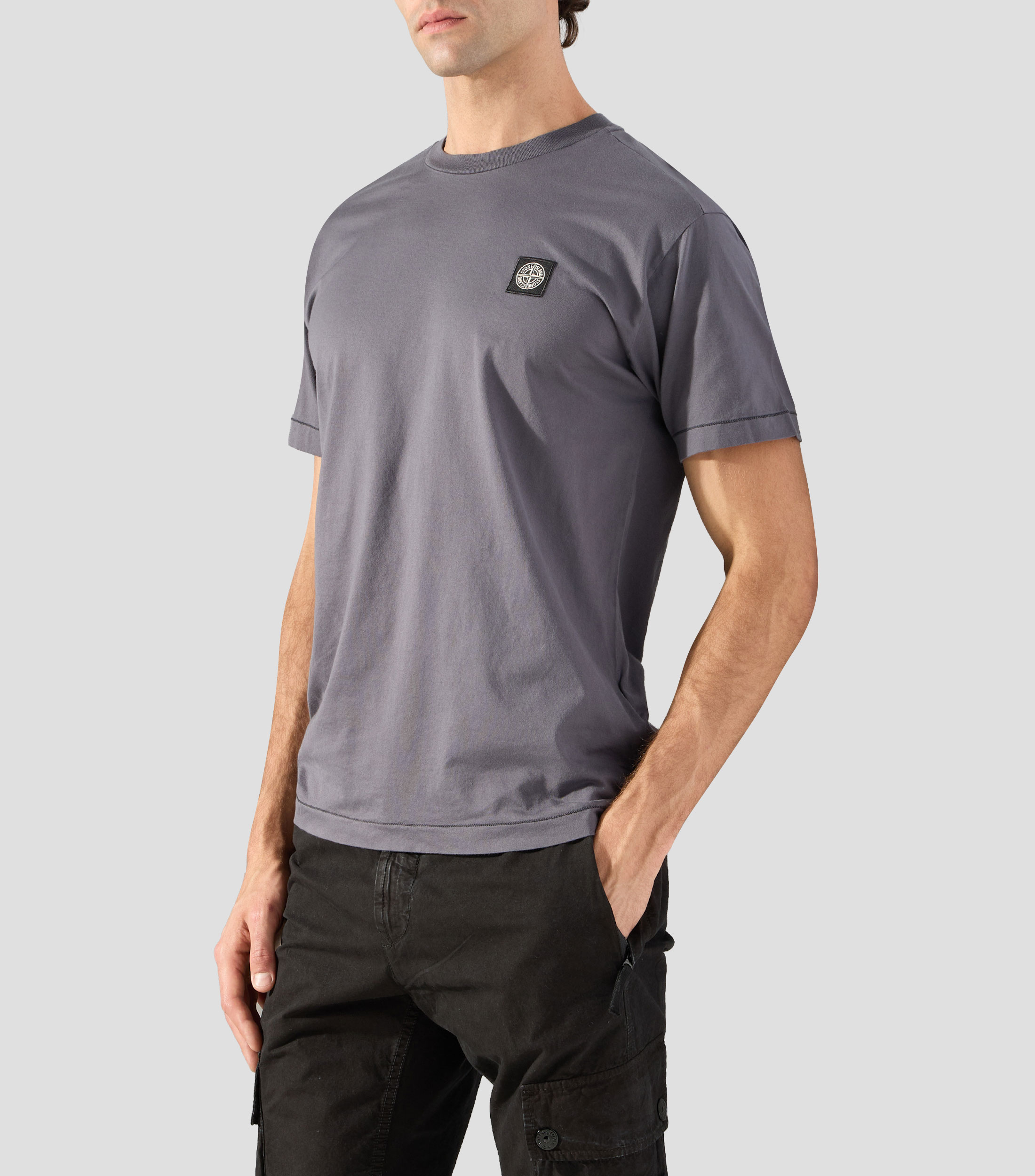 Playera de cuello redondo con manga corta lisa Hombre