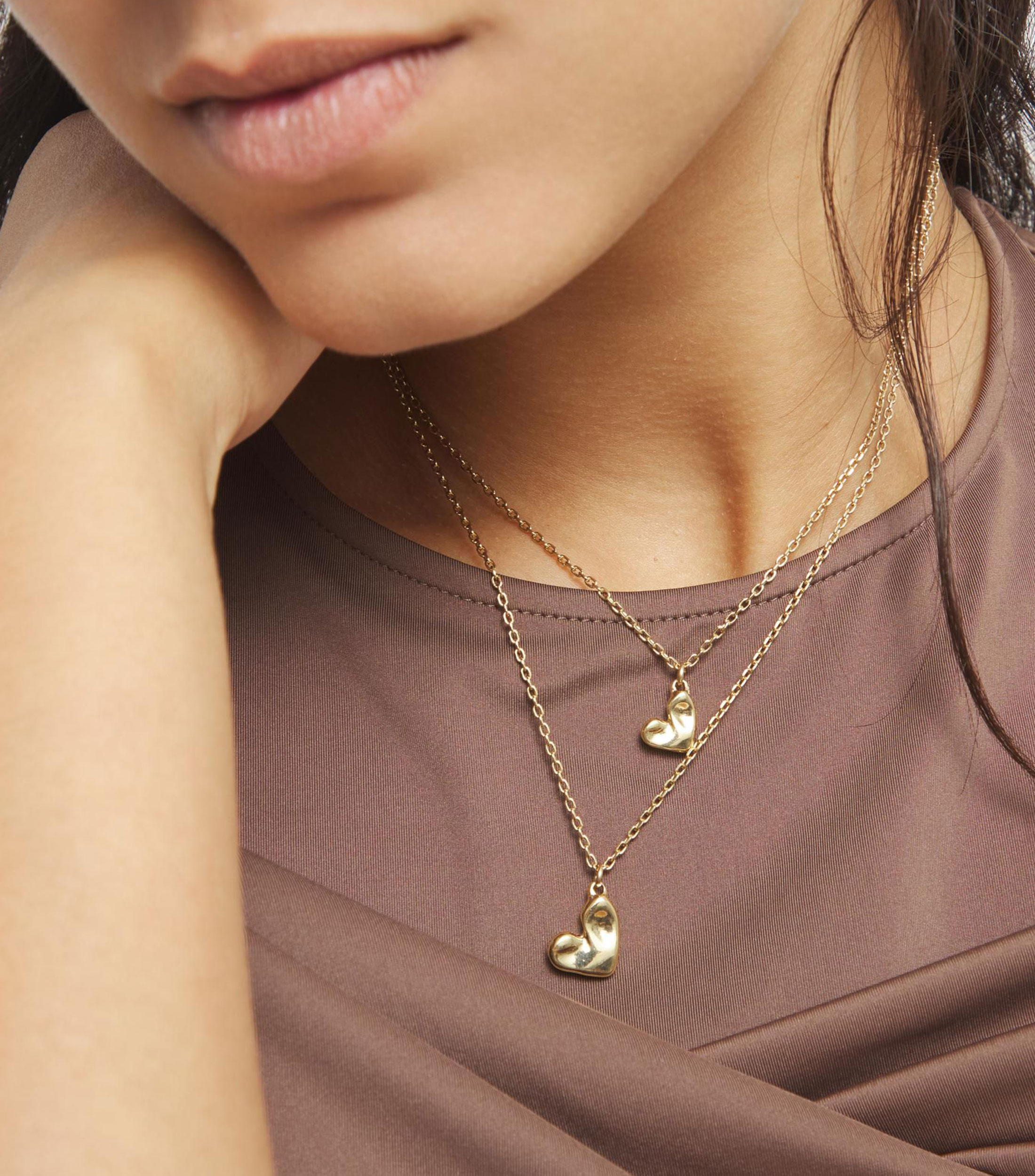 Collar doble con corazones Mujer