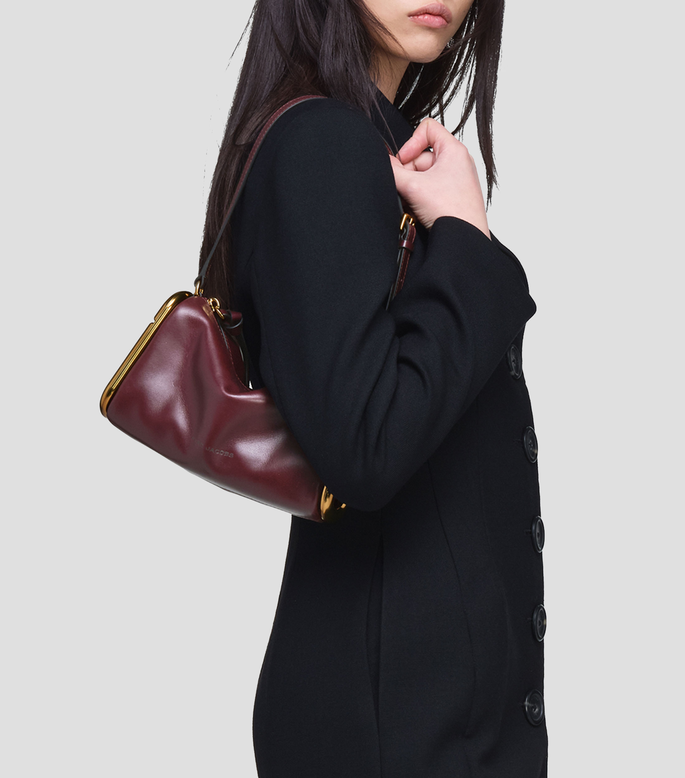 Bolsa Shoulder en piel Puffy J liso Mujer