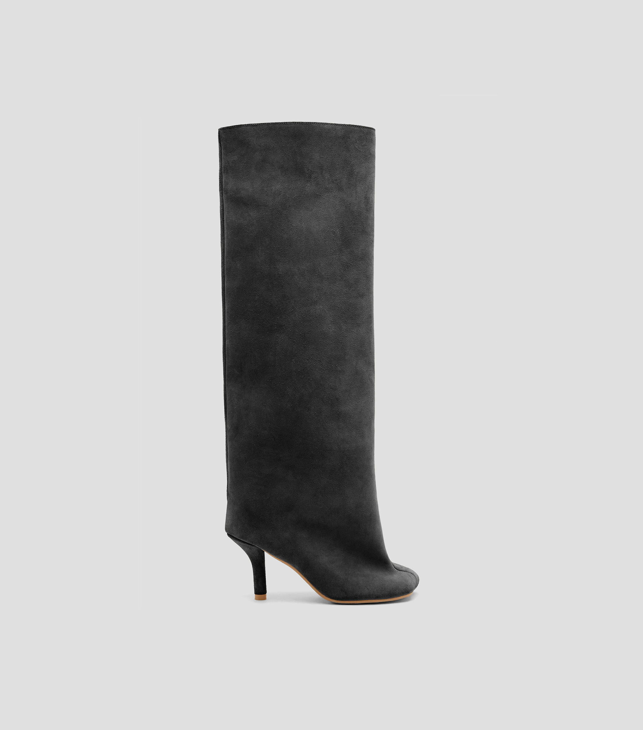 Botas largas en piel tacón alto aguja Mujer