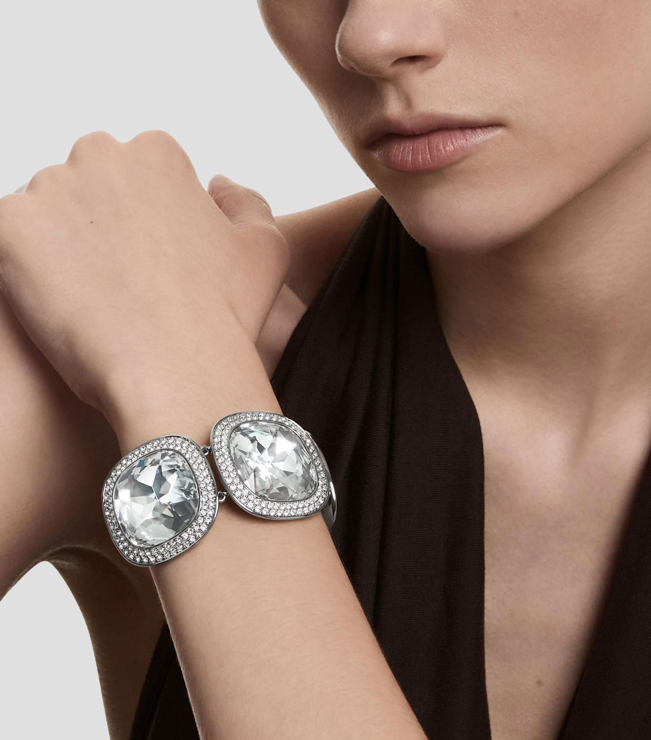 Brazalete con Cristal Swarovski Una Mujer