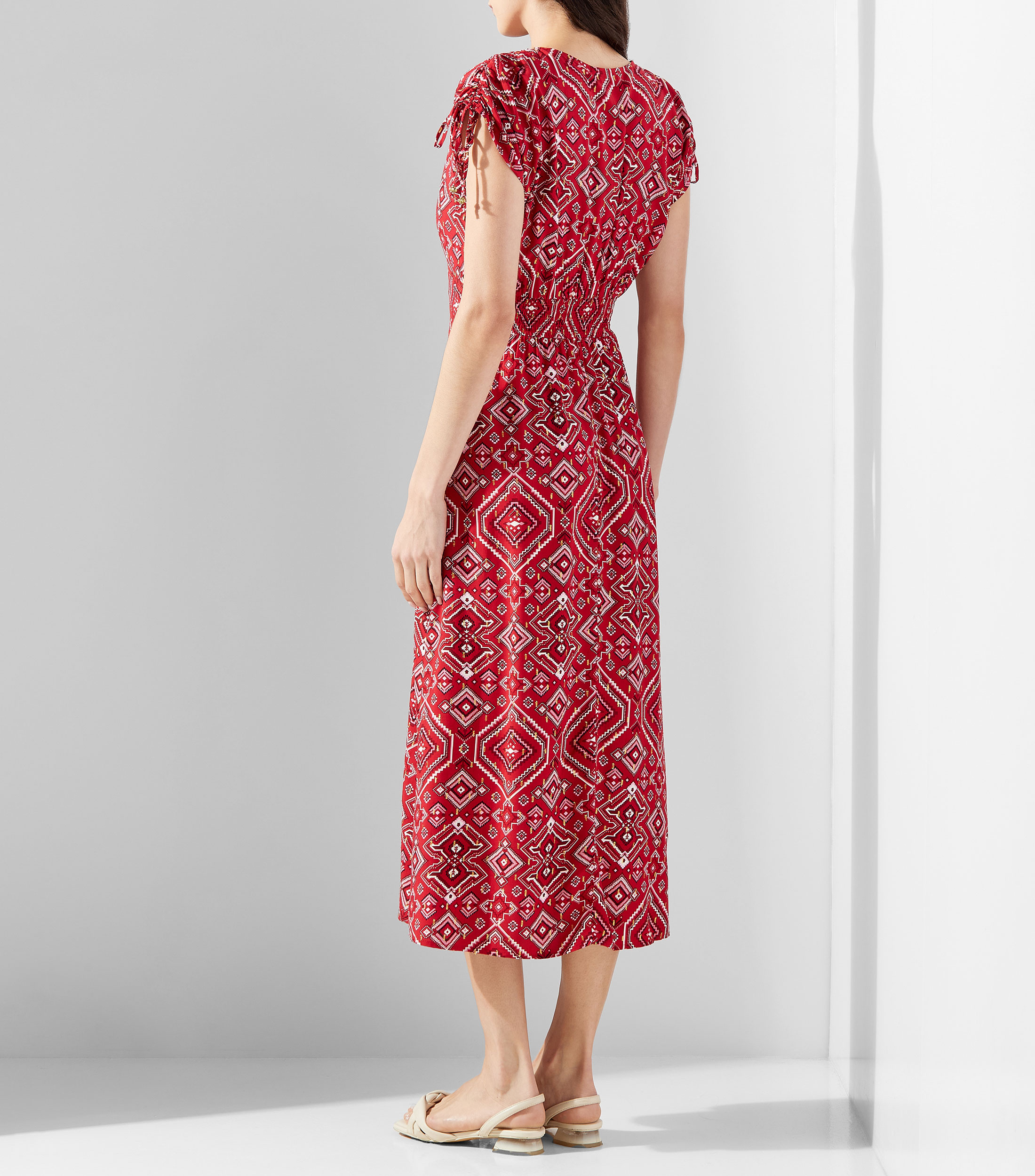 Vestido midi estampado Mujer