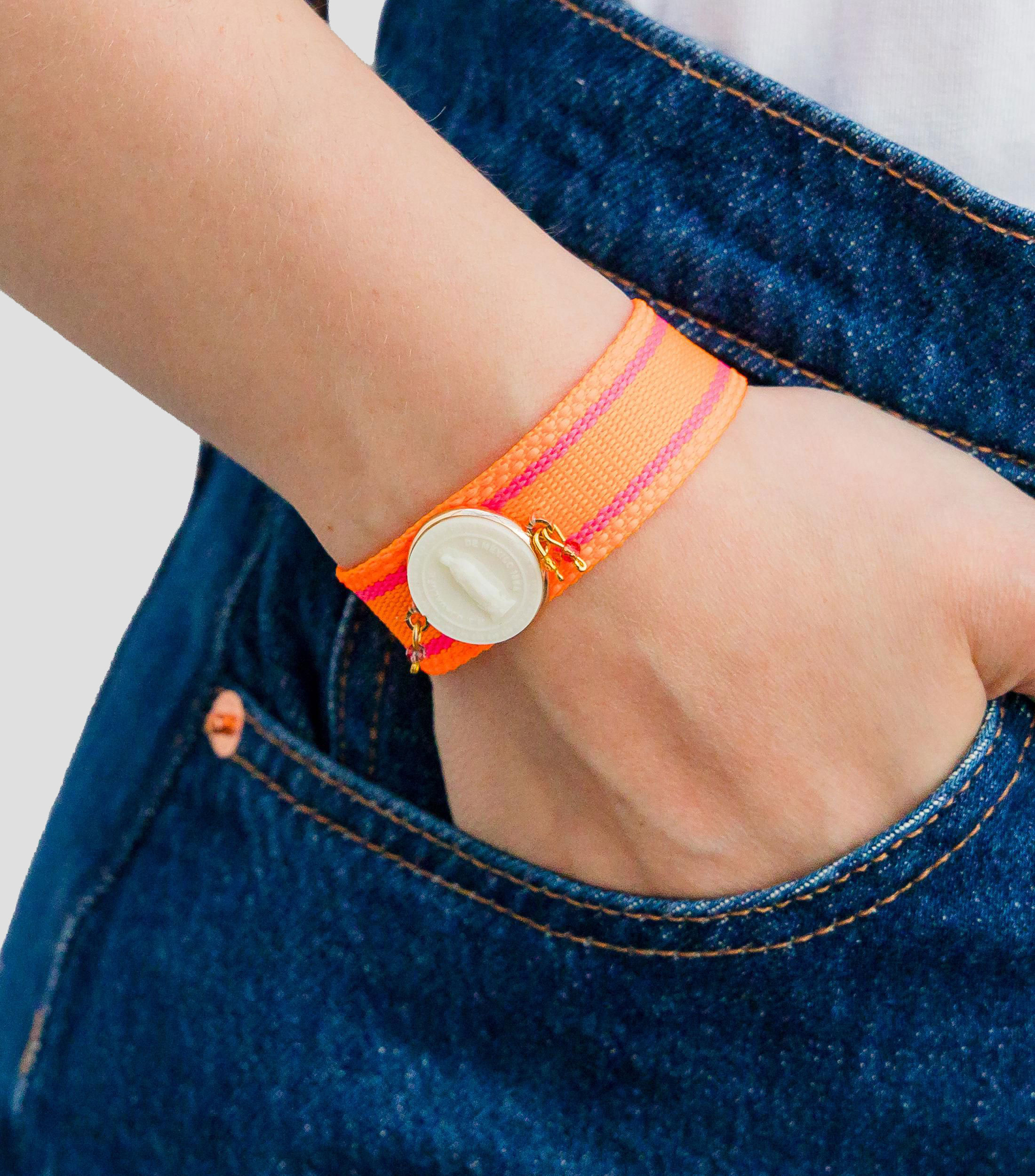 Pulsera multicolor con resina Mujer
