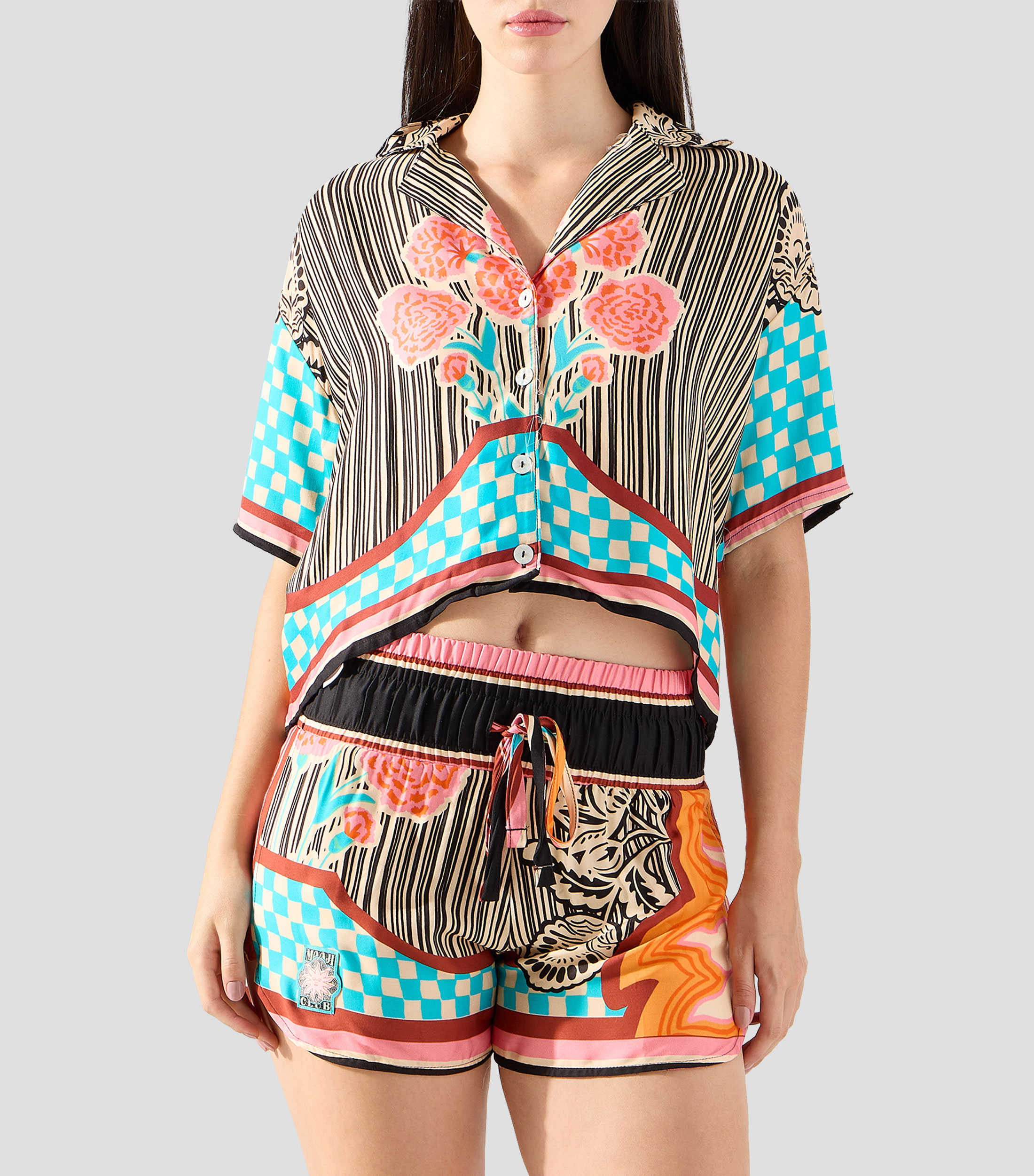 Camisa con estampado manga corta Mujer