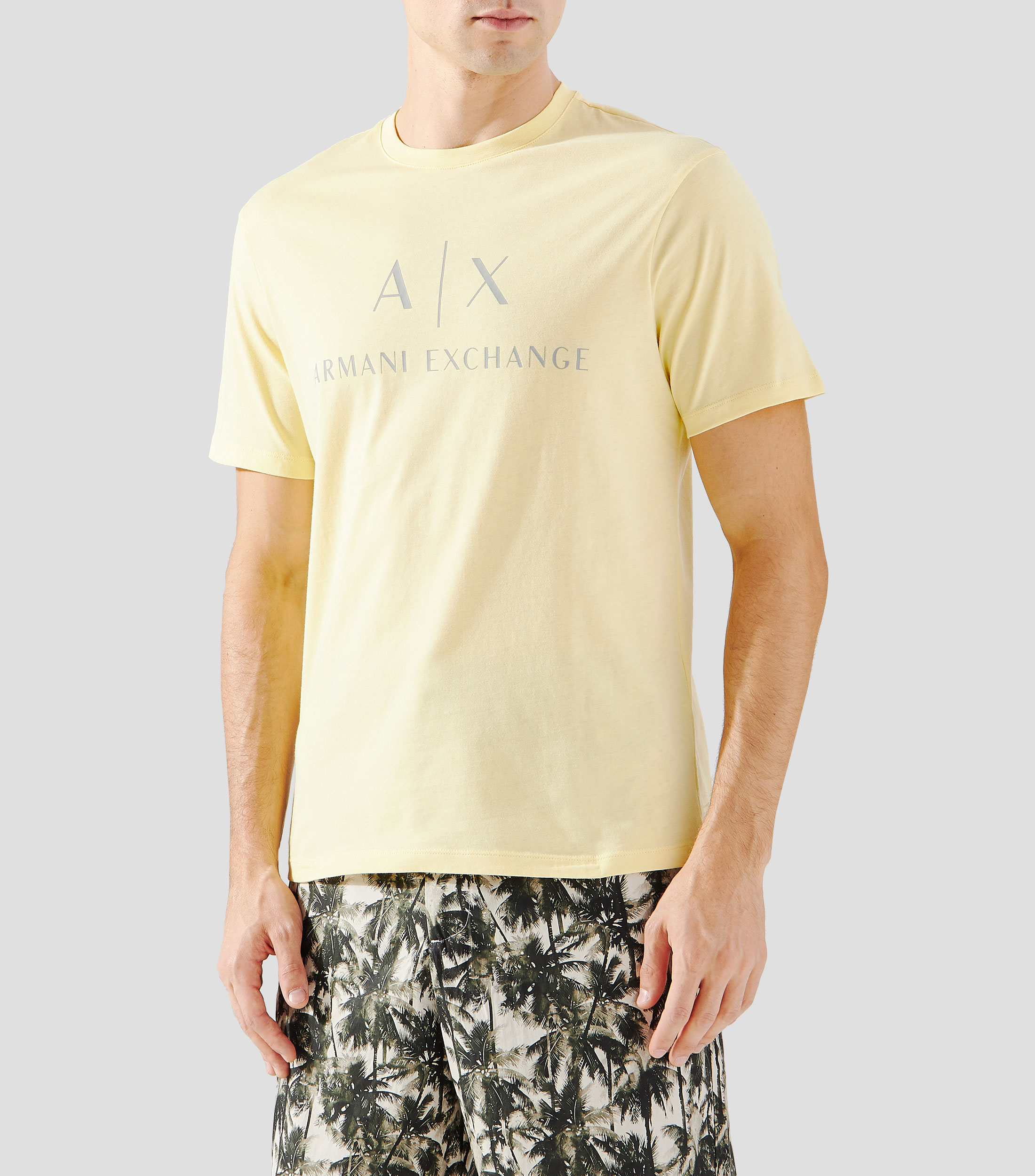 Playera de cuello redondo con manga corta estampada Hombre