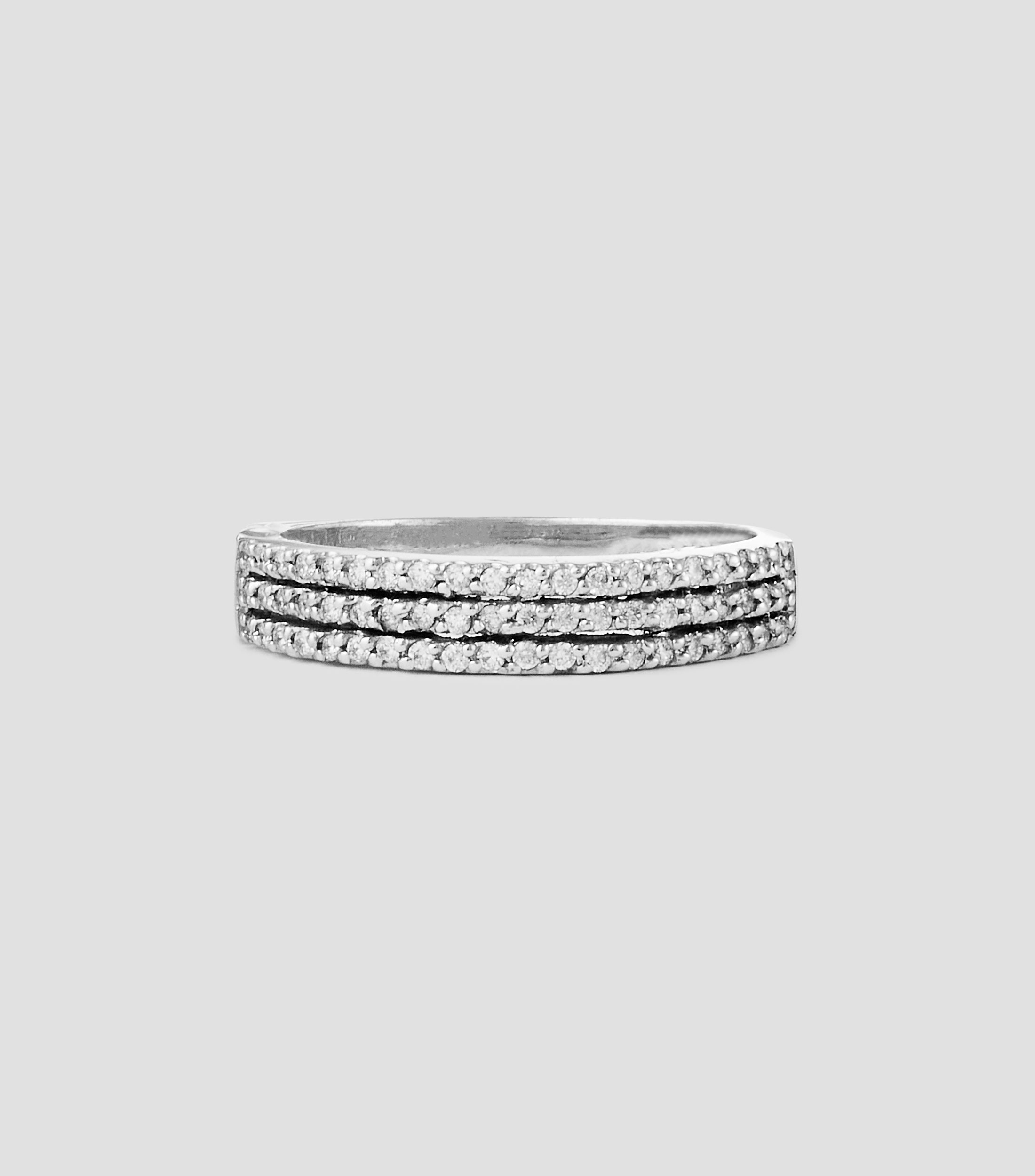 Anillo Churumbela en Oro Blanco de 14 Kilates con Incrustación Mujer