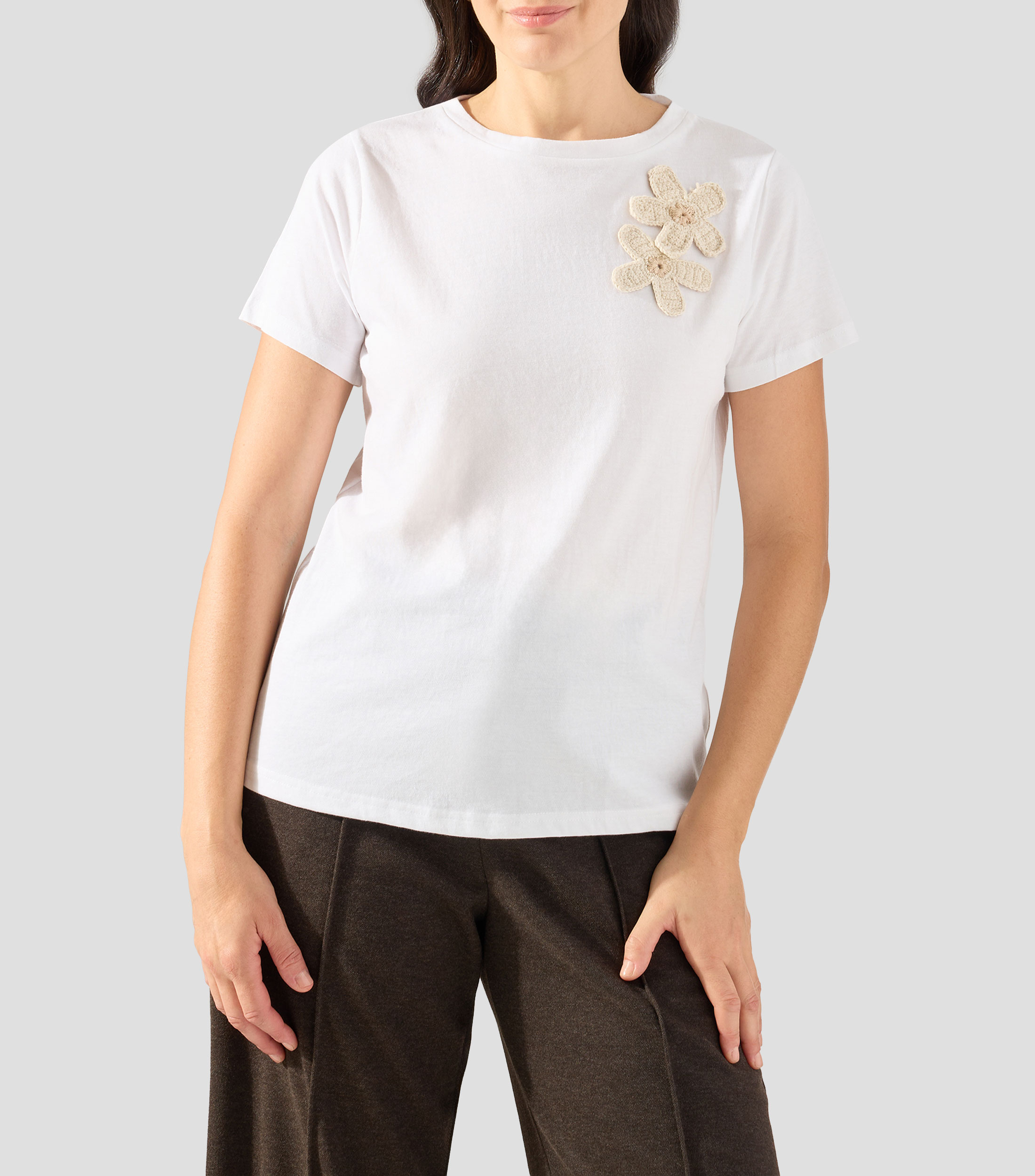 Playera cuello redondo manga corta lisa Mujer