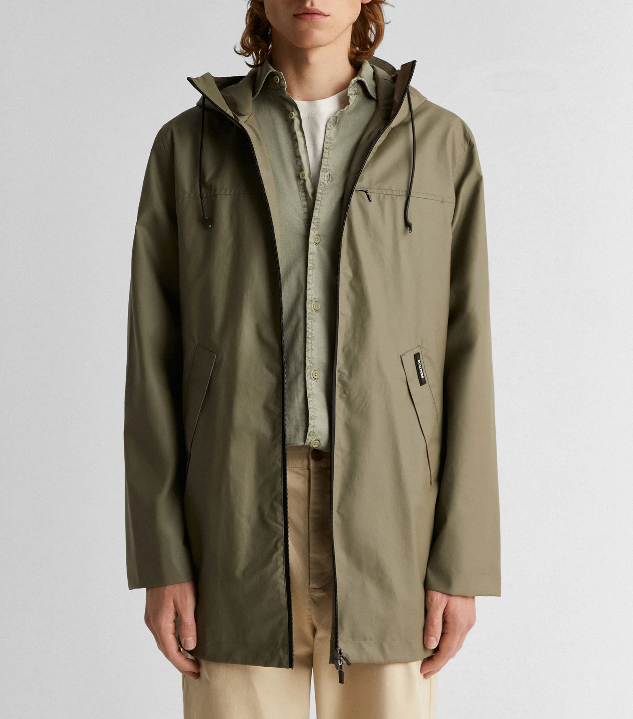 Scalpers: Chamarra con capucha New Light Hombre El Palacio de Hierro