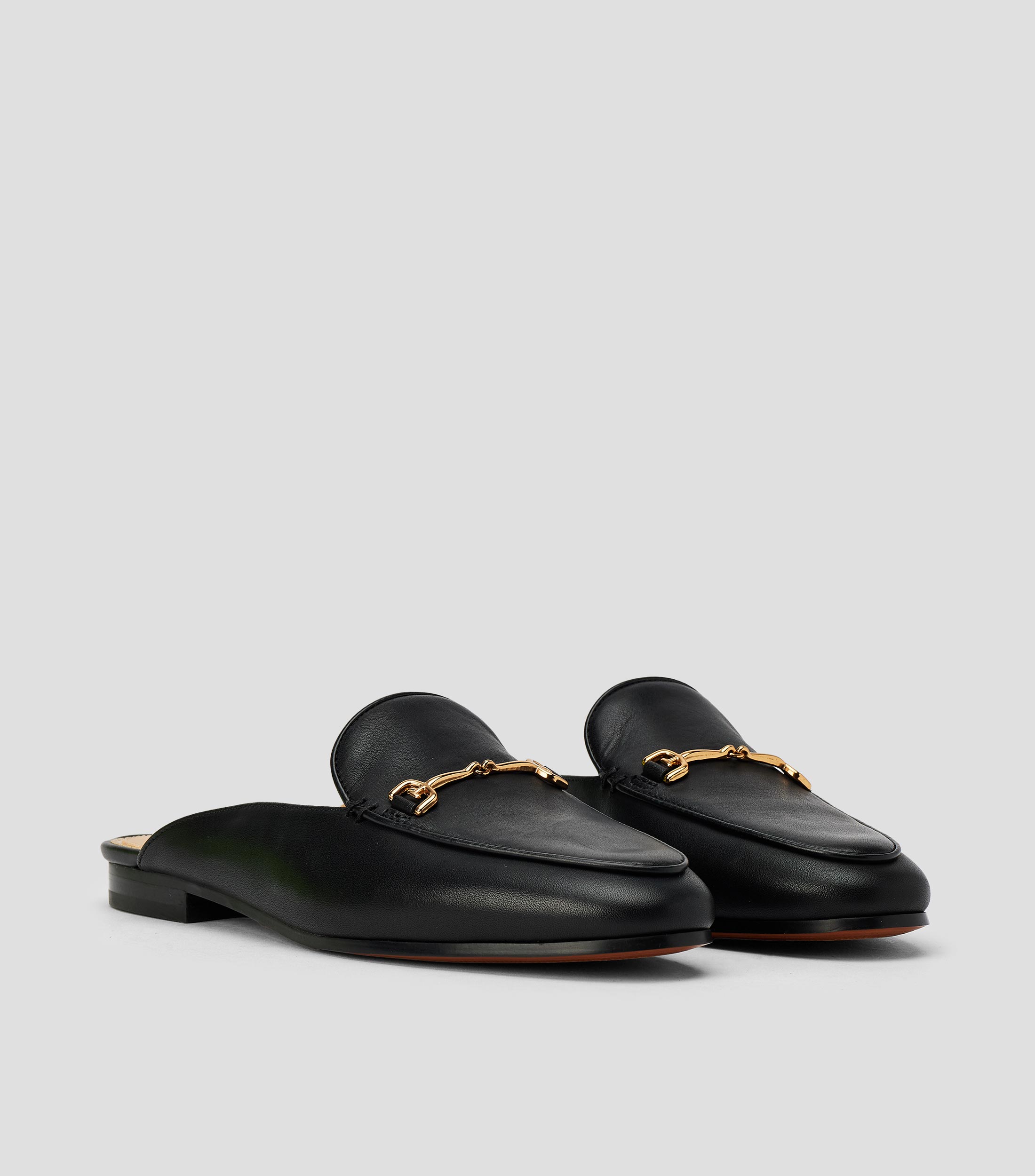 Zuecos casuales slip on en piel de bovino Mujer